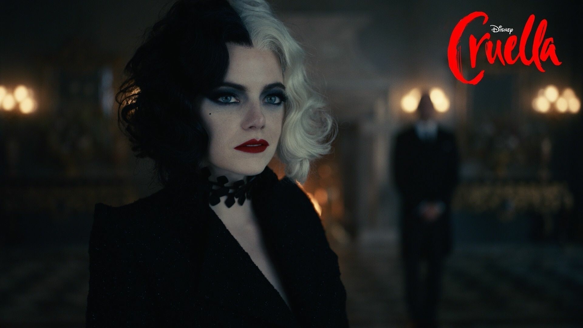 Cruella (2021): After experiencing tragedy at a young age, the reckless and creative Estella falls into a life of crime in 1970s London. 1920x1080 Full HD Background.