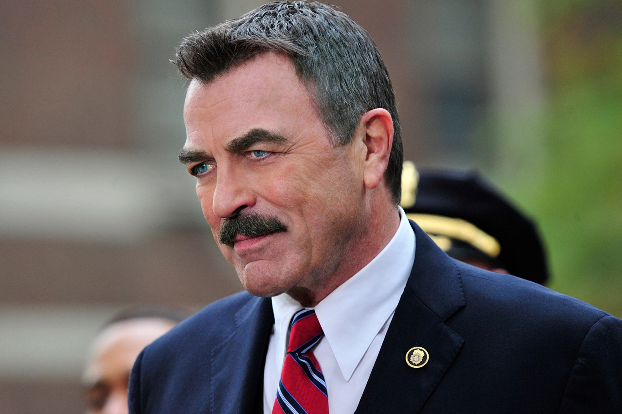 Tom Selleck, Timeless sex appeal, Ageless charm, Cultural icon, 2000x1340 HD Desktop