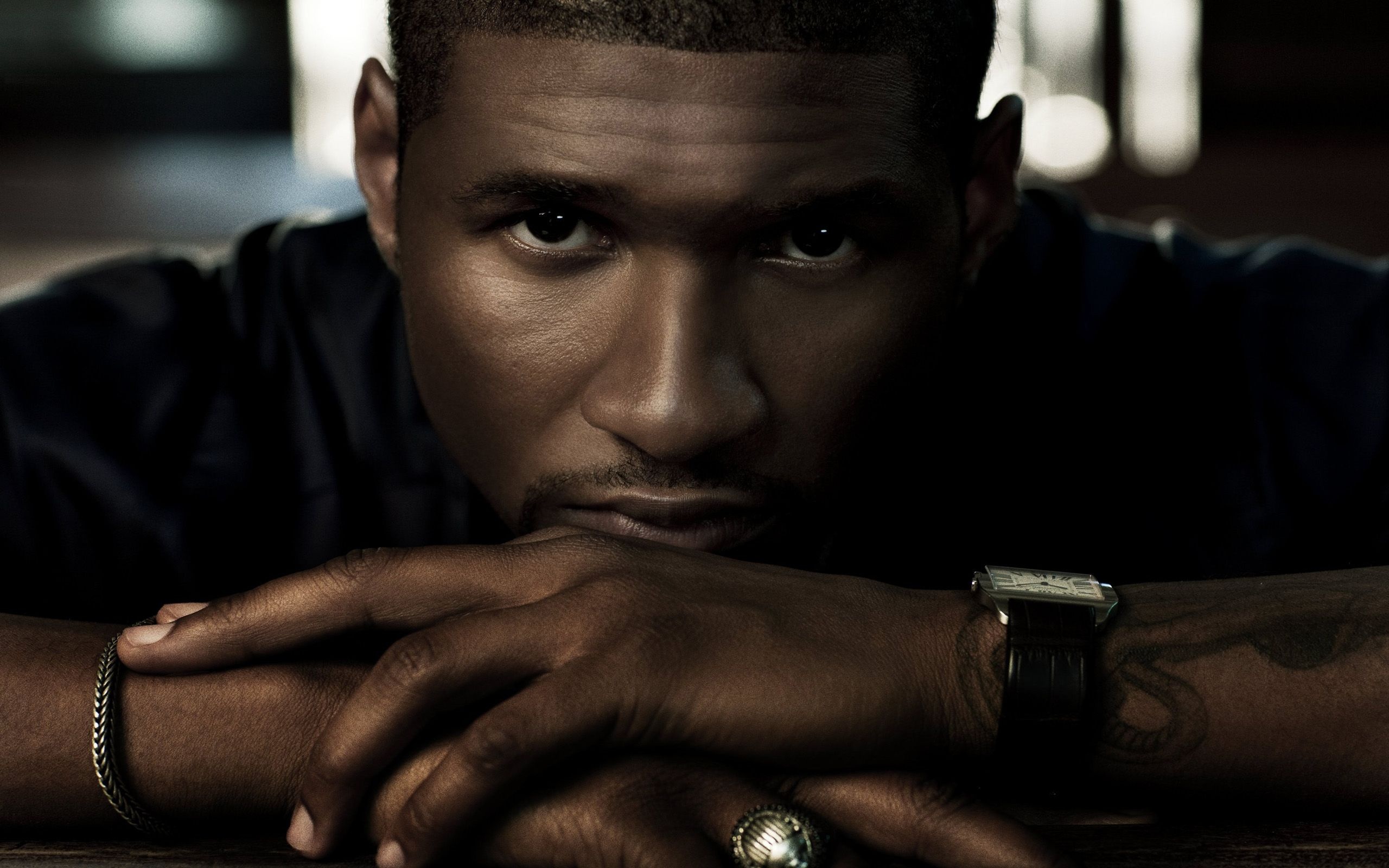 Usher, Music icon, Hit songs, Stage performance, 2560x1600 HD Desktop