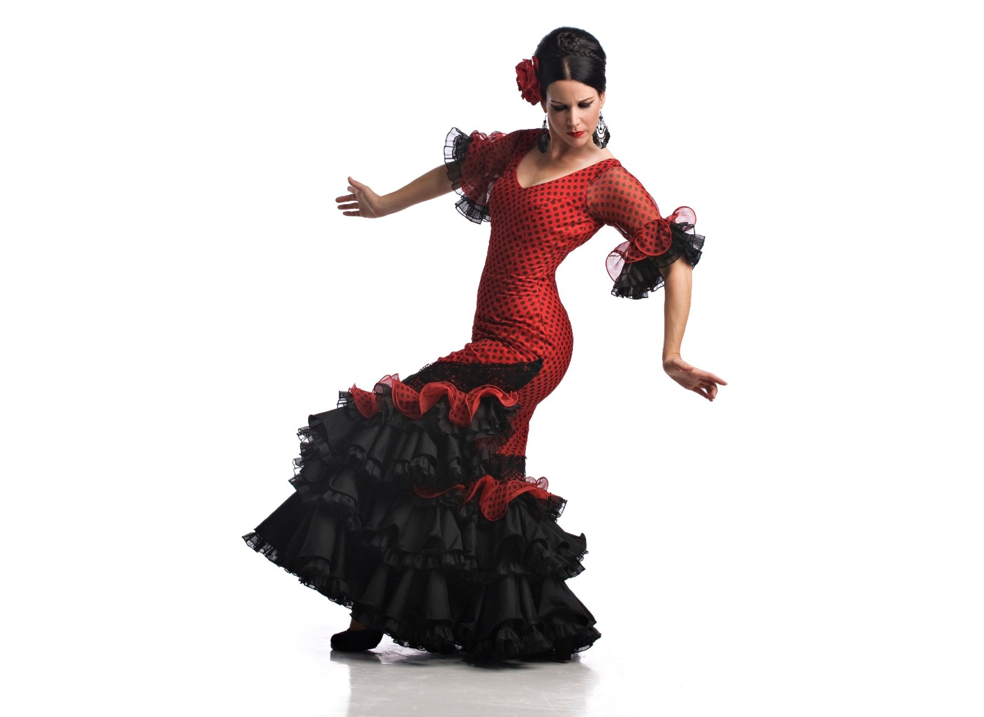 Flamenco: A Spanish art form, A female dancer wearing the traje de flamenca, The folkloric outfit. 1920x1400 HD Background.