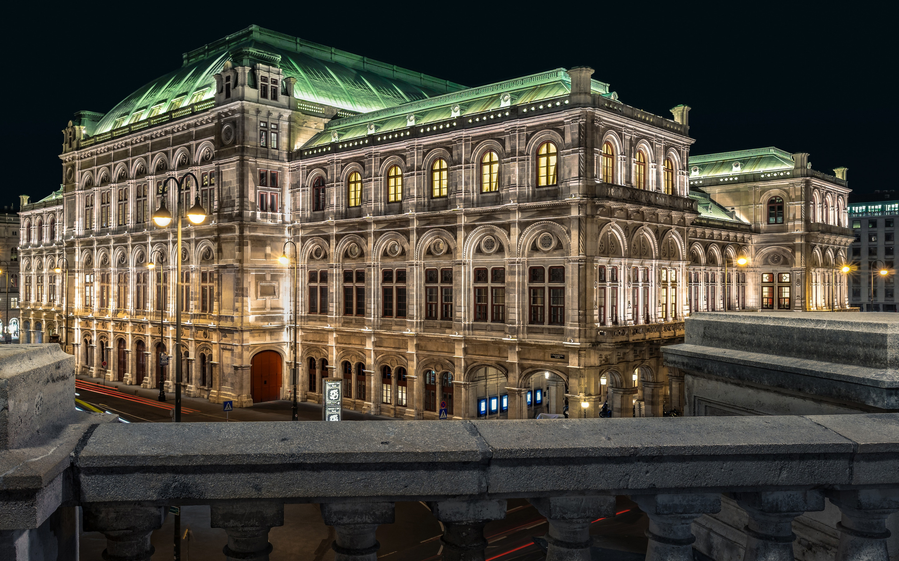 Vienna, Austria, State Opera, Evening, Old building, 2880x1800 HD Desktop