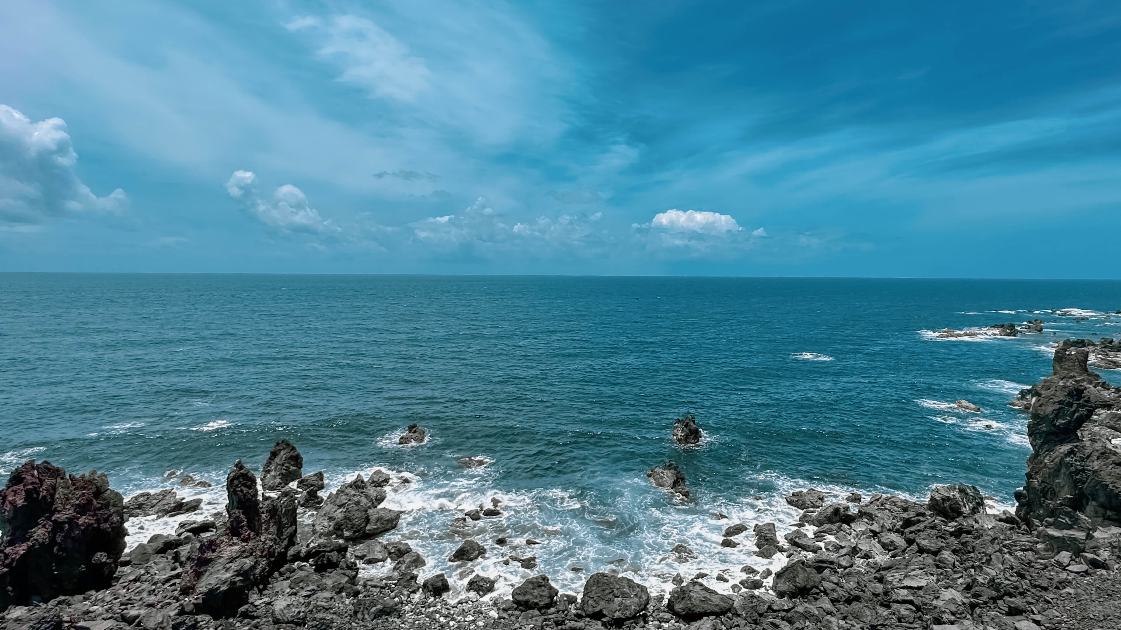 Saint Kitts and Nevis: Black Rocks beach, Saint Kitts island, The Federation of Saint Christopher and Nevis. 3840x2160 4K Wallpaper.