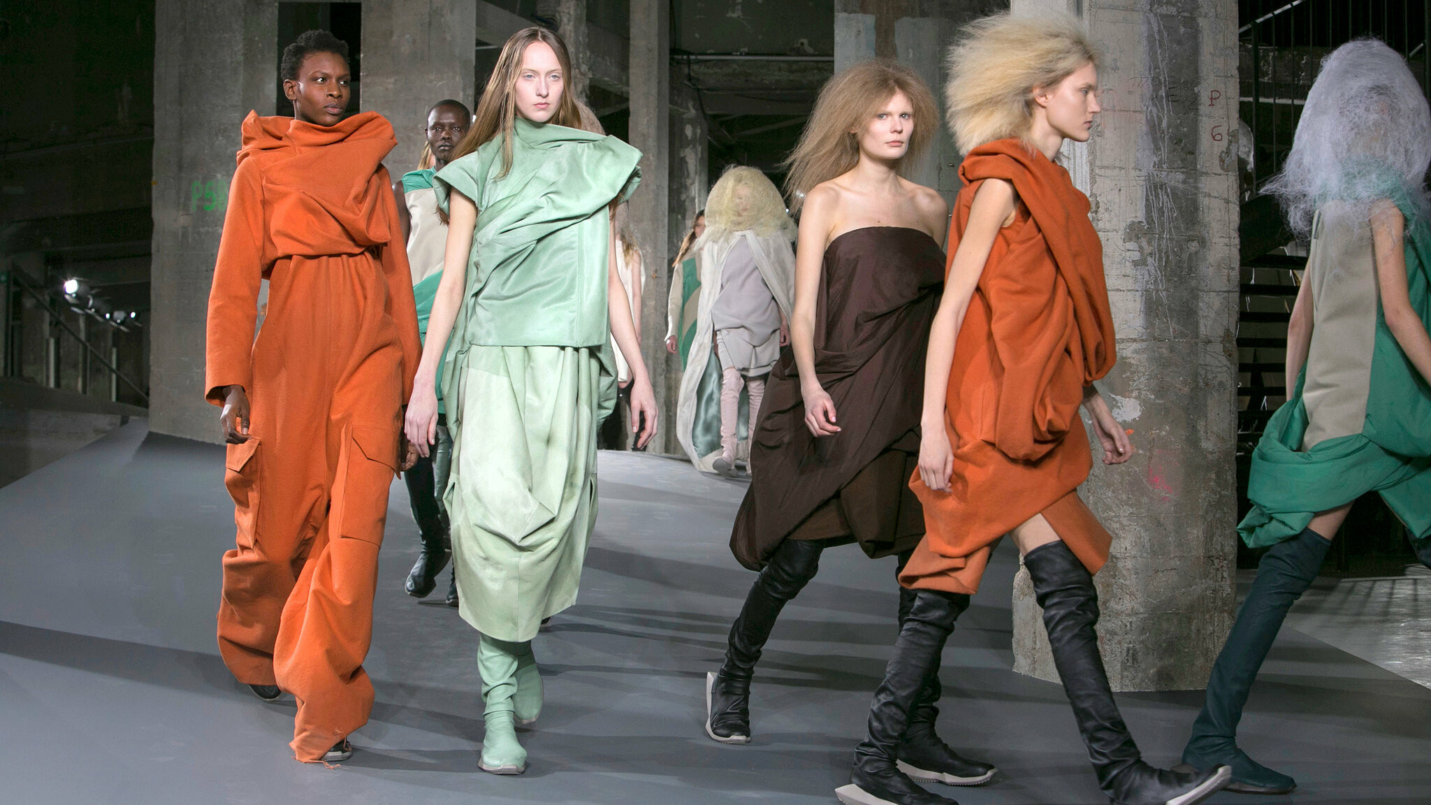 Rick Owens, Designs for the end, Dior and Lanvin, New York Times, 2050x1160 HD Desktop
