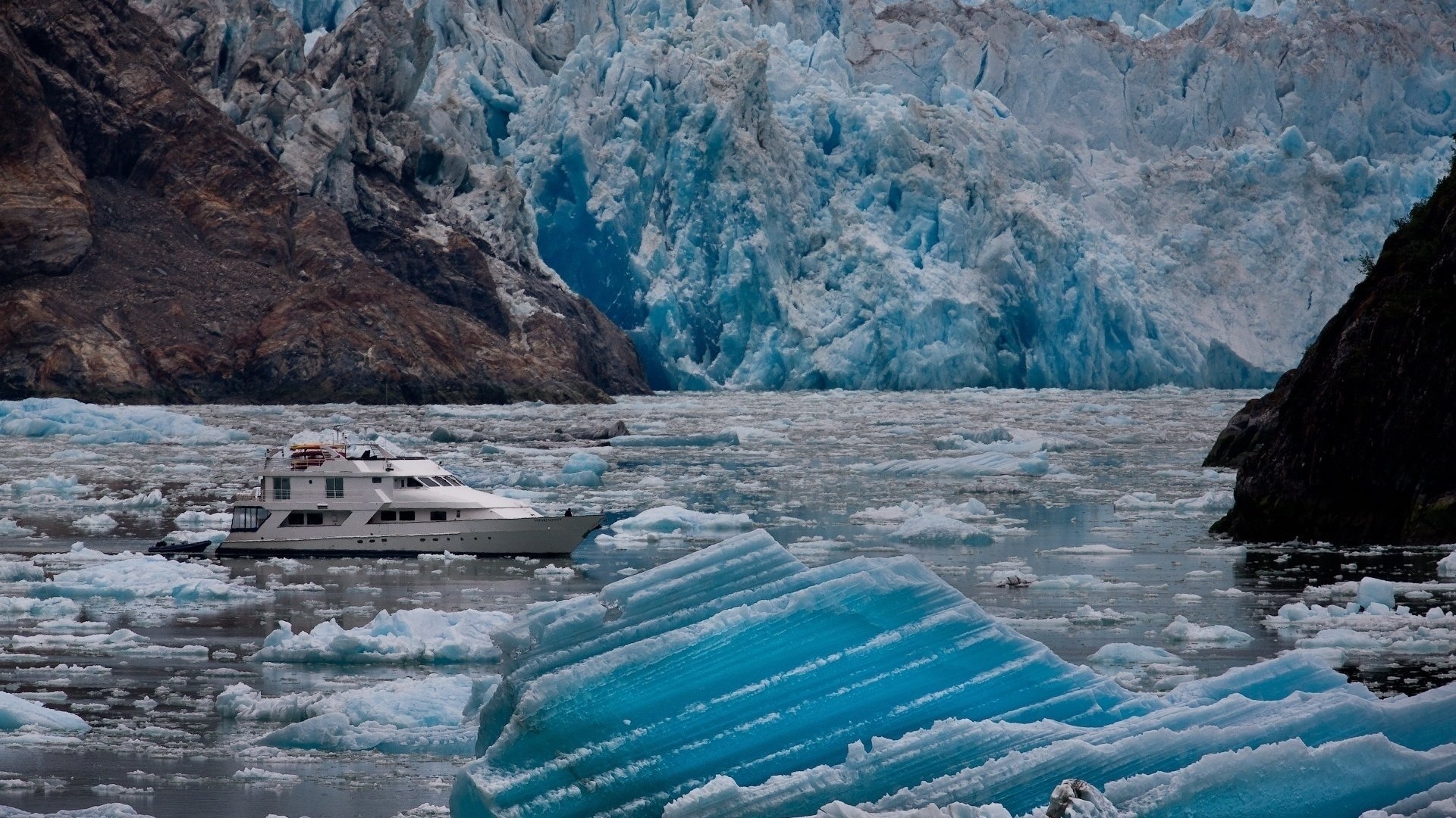 Glacier HD wallpaper, Captivating scenery, Frozen wonder, Nature's masterpiece, 1920x1080 Full HD Desktop