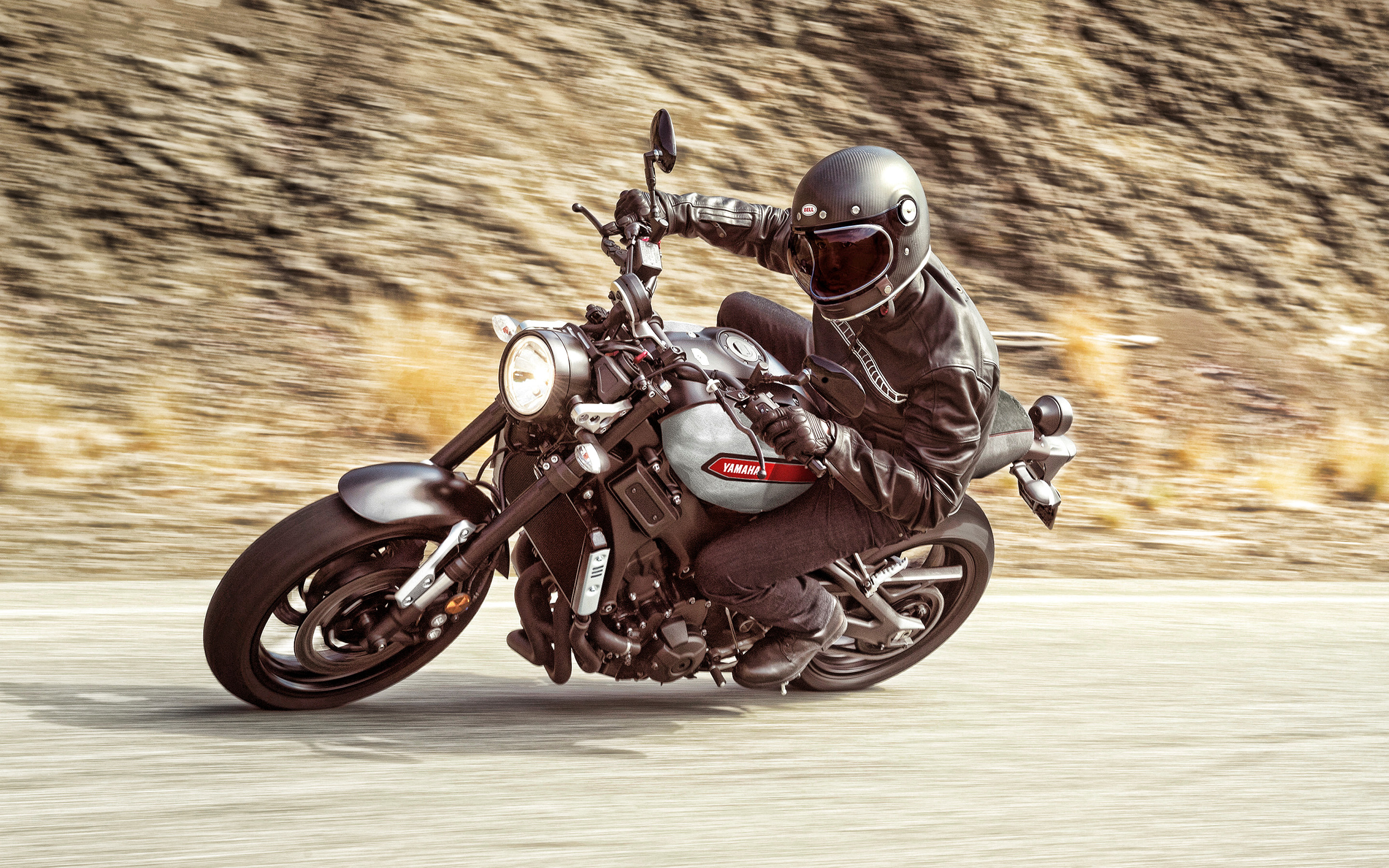 Yamaha XSR900, New motorcycles, Black XSR900, High-quality wallpapers, 2880x1800 HD Desktop