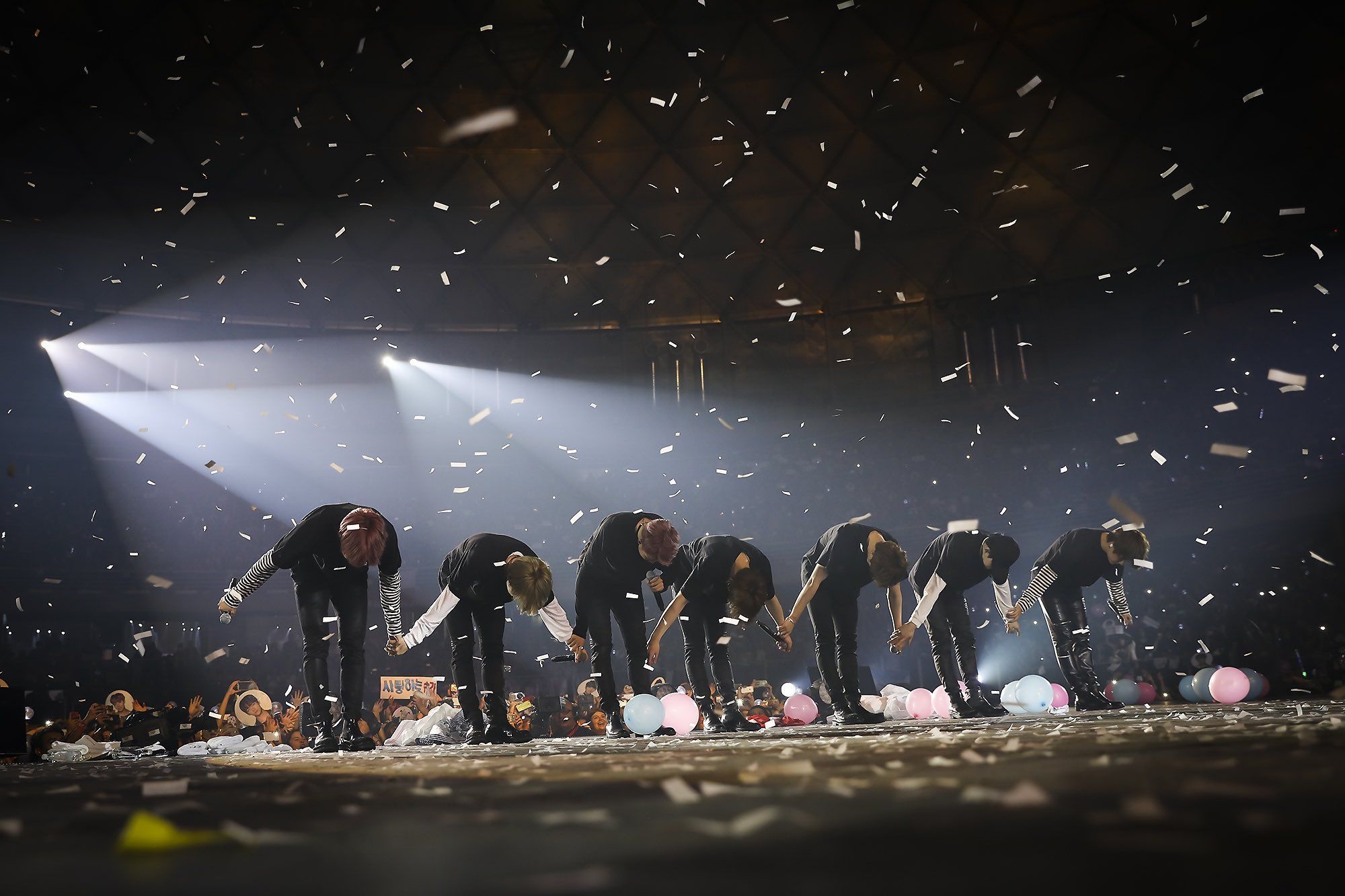 Concert: BTS, Bangtan Boys, A South Korean band formed in 2010, Big Hit Entertainment. 2000x1340 HD Background.