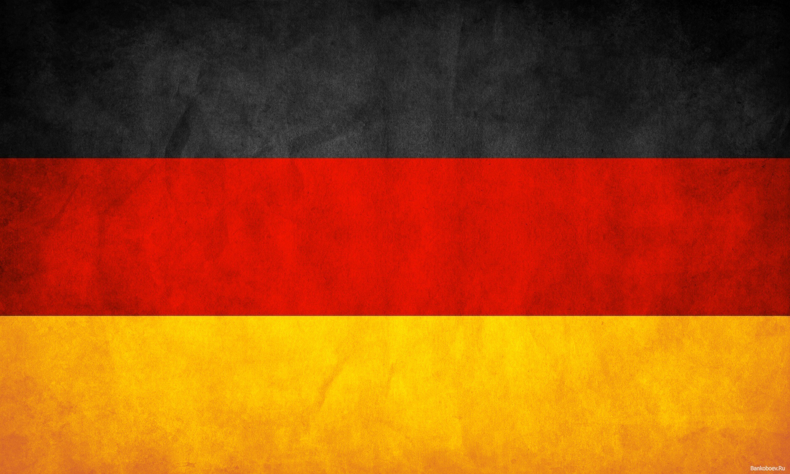 Flag of Germany: A federal parliamentary republic that has the third-greatest number of UNESCO World Heritage Sites. 2560x1540 HD Wallpaper.