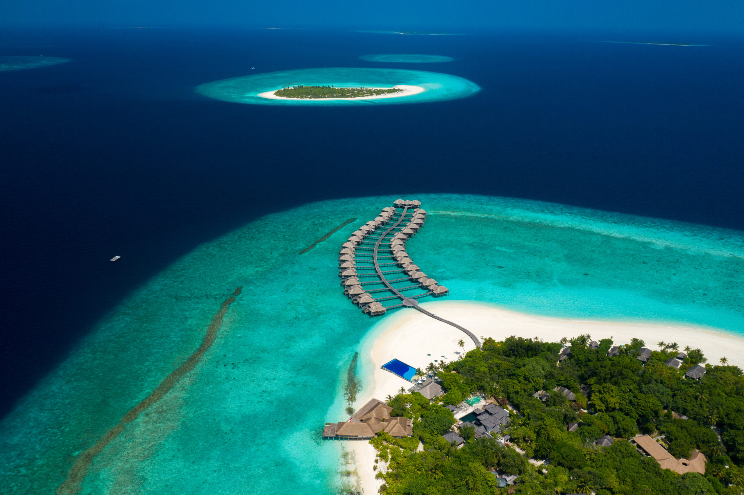 Laamu Atoll, Exclusive luxury, Ja Manafaru, 2560x1710 HD Desktop