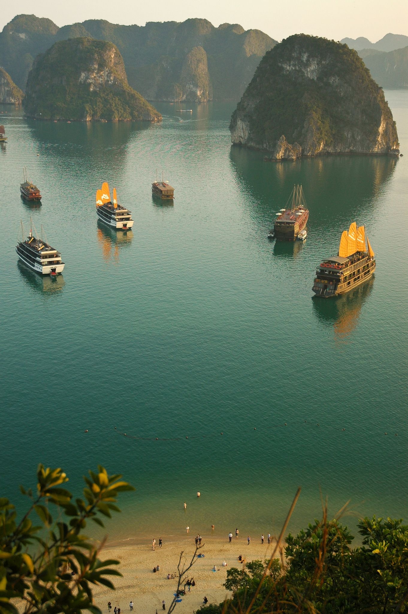 Ha Long, Vietnam, Halong Bay, Breathtaking beauty, 1370x2050 HD Phone