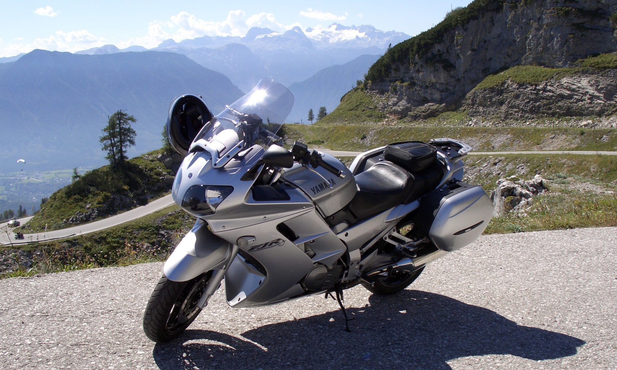 Yamaha FJR1300, Zeebrugge location, Motorcycle adventure, High power, 2000x1200 HD Desktop