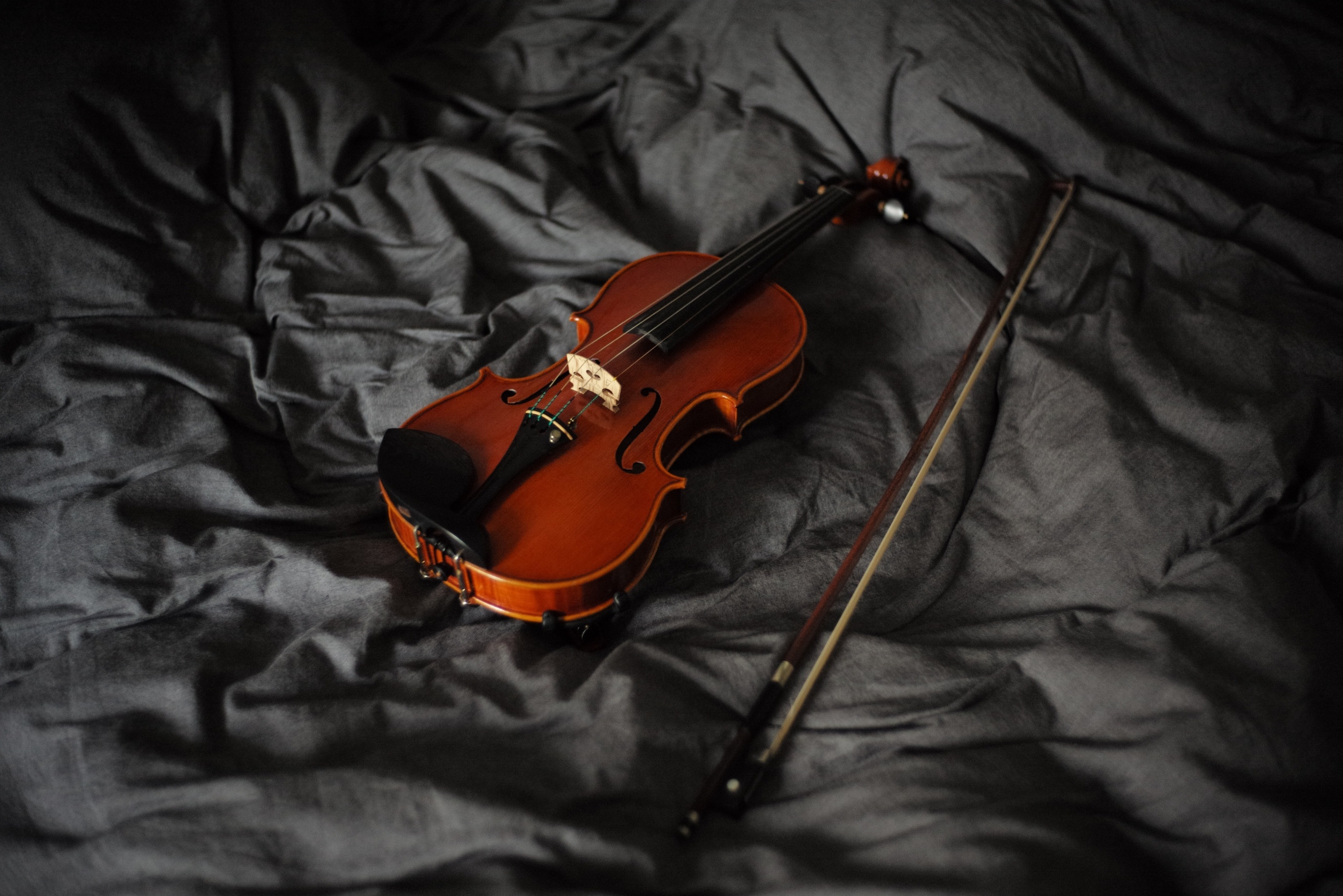 Violin: Sad Music, Commonly Played By Drawing A Bow Across The Strings, Violin Family. 2560x1710 HD Background.