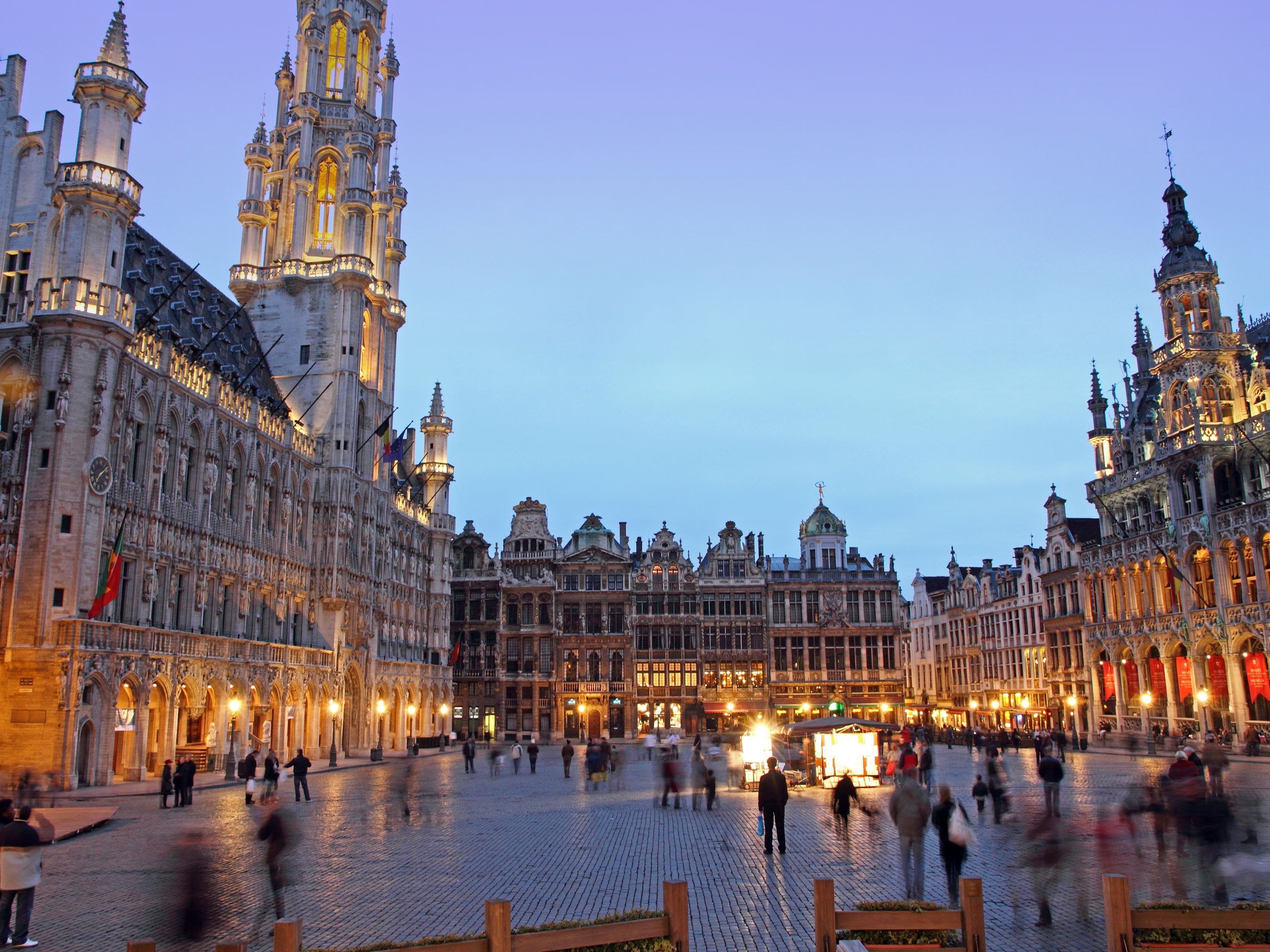 Grand Place, Brussels, Gothic architecture, UNESCO World Heritage site, 2800x2100 HD Desktop