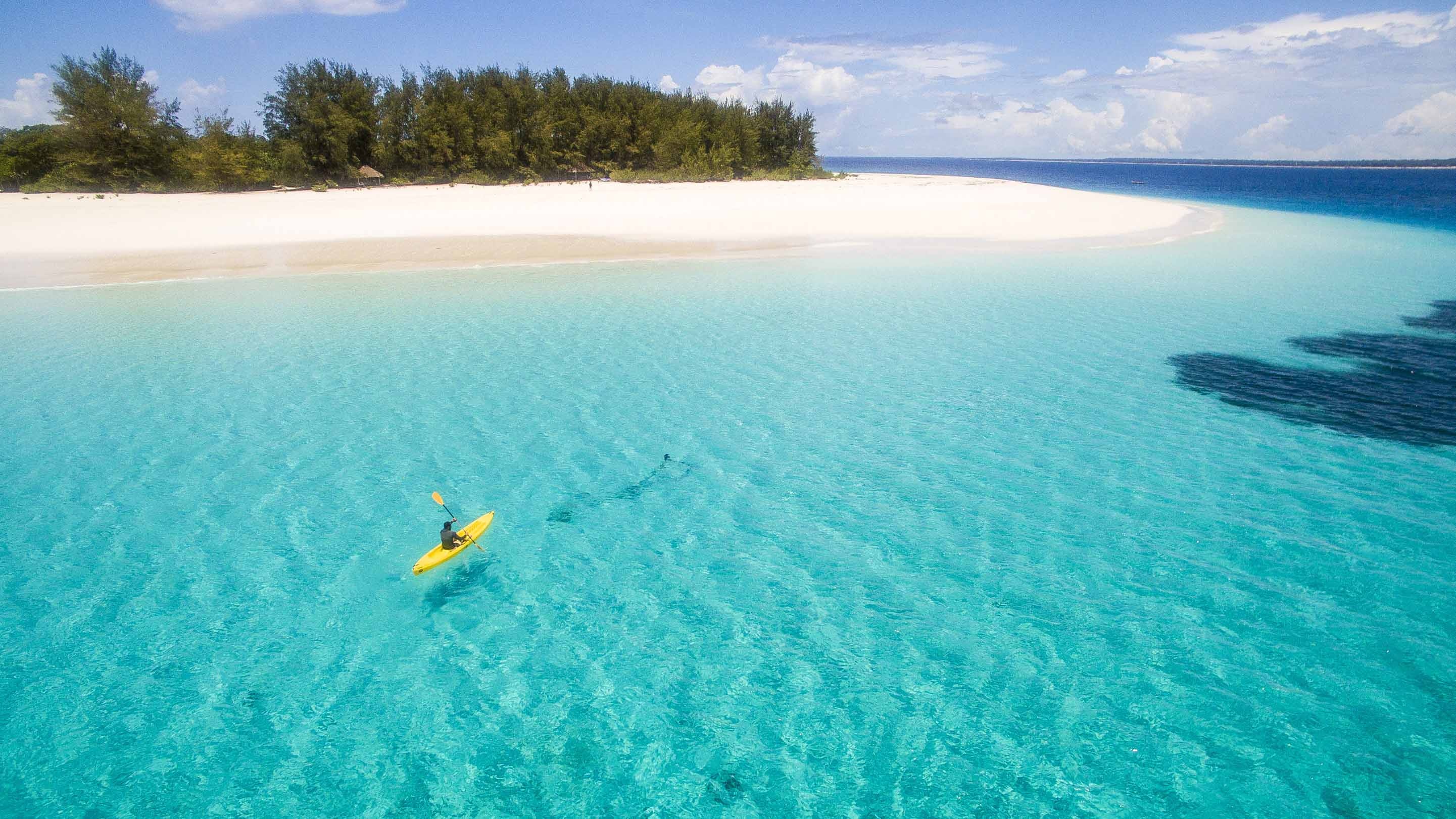 Zanzibar honeymoon, Beach holiday, Zakale Expeditions, Romantic escape, 2890x1630 HD Desktop