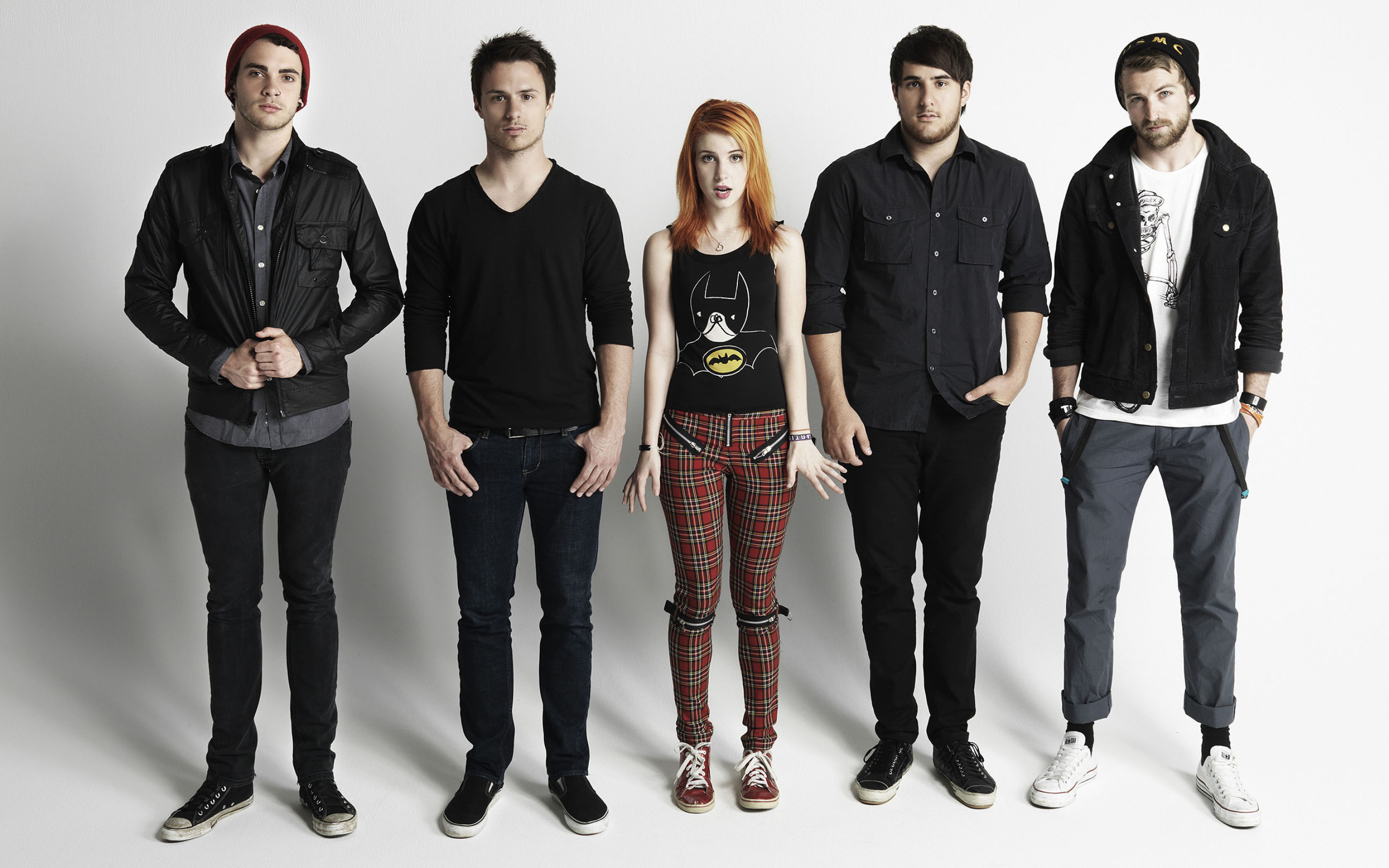 Paramore: The blend of emo-pop and slick, anthemic rock and roll, American band. 2880x1800 HD Background.
