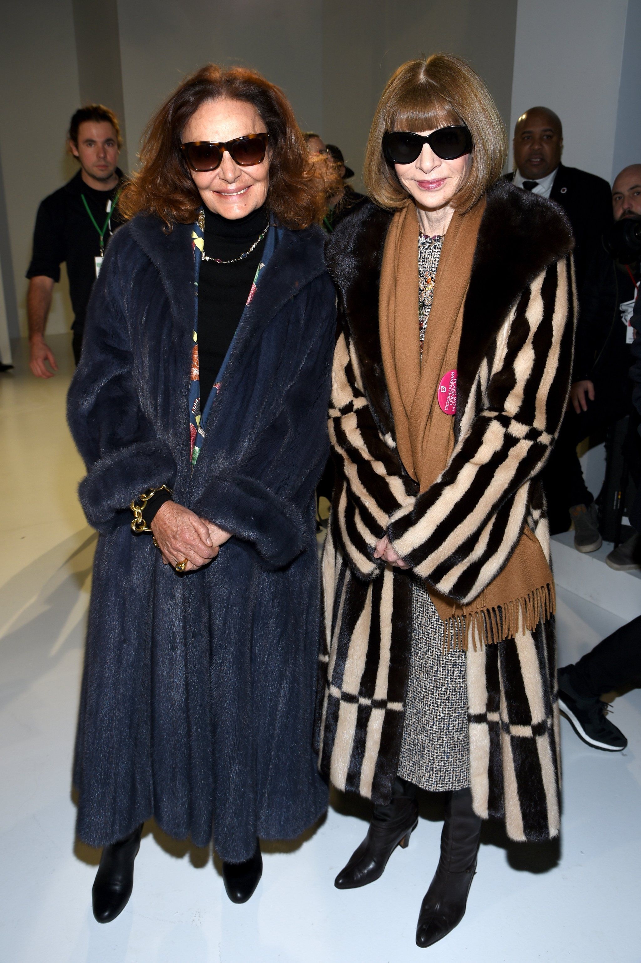 Anna Wintour: Franca Sozzani, Served as editor-in-Chief of Vogue since 1988. 2050x3080 HD Background.