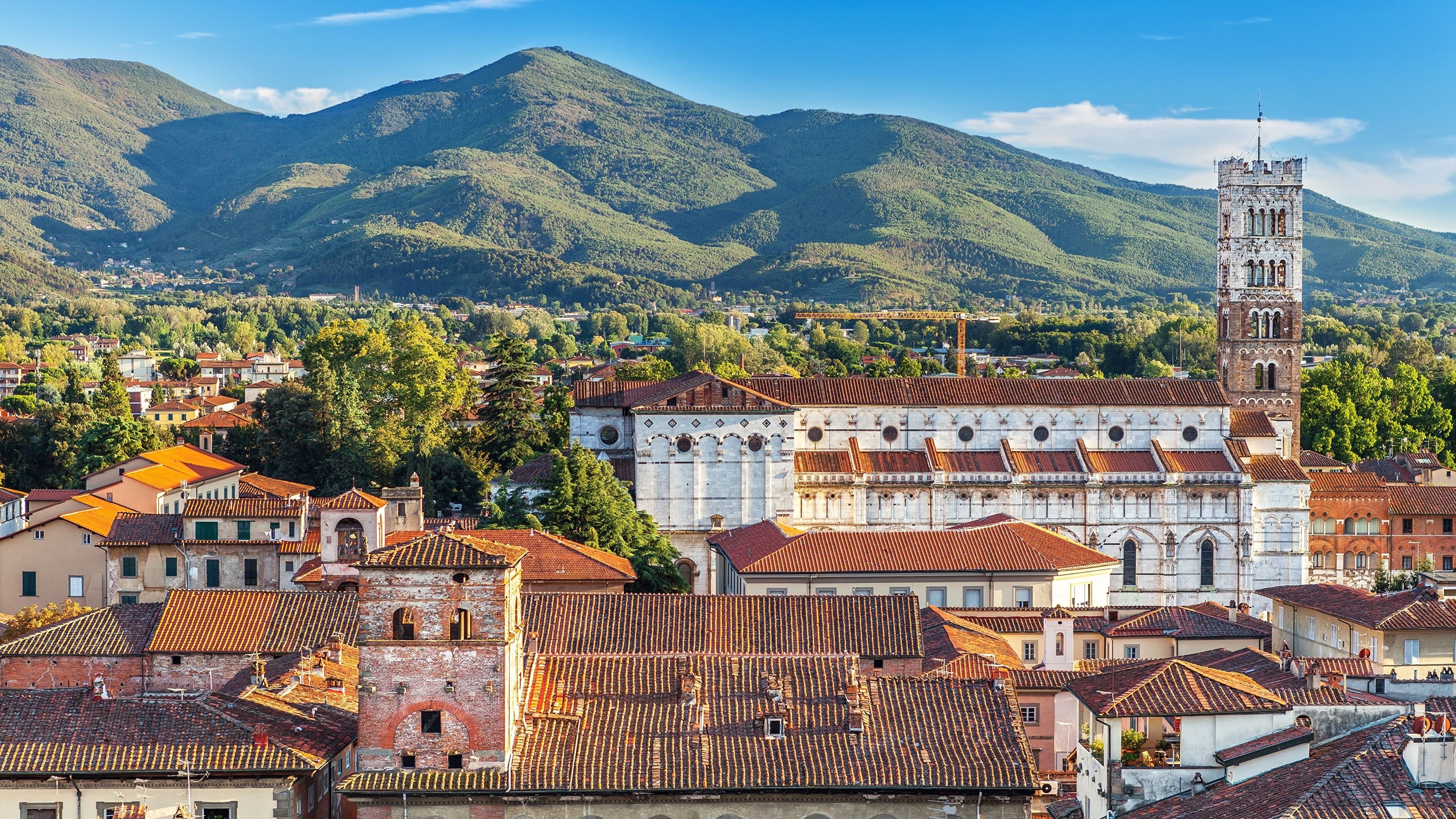 Lucca Italy, Historical city, Architectural beauty, Vibrant backgrounds, 3840x2160 4K Desktop