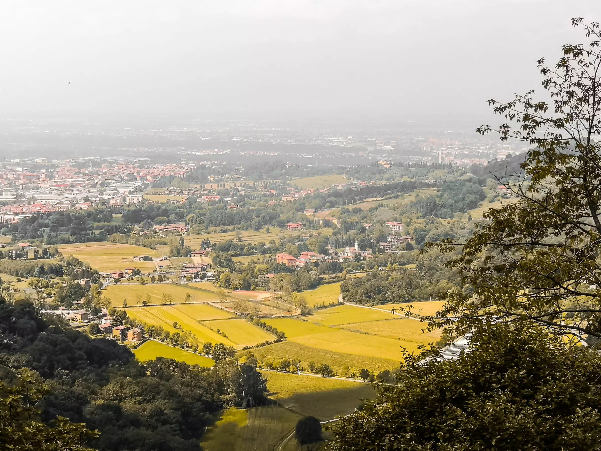 Bergamo travels, Historical gem, Northern Italy, Backpacker's trail, 2400x1800 HD Desktop