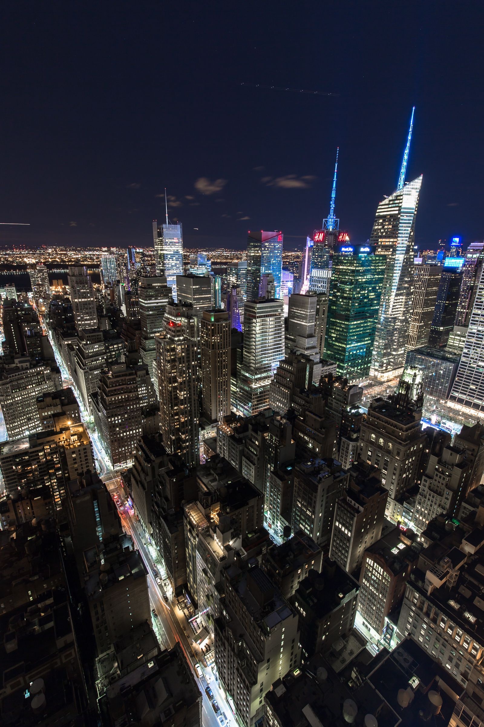 New York at Night, Times Square, Manhattan view, City lights, 1600x2400 HD Handy