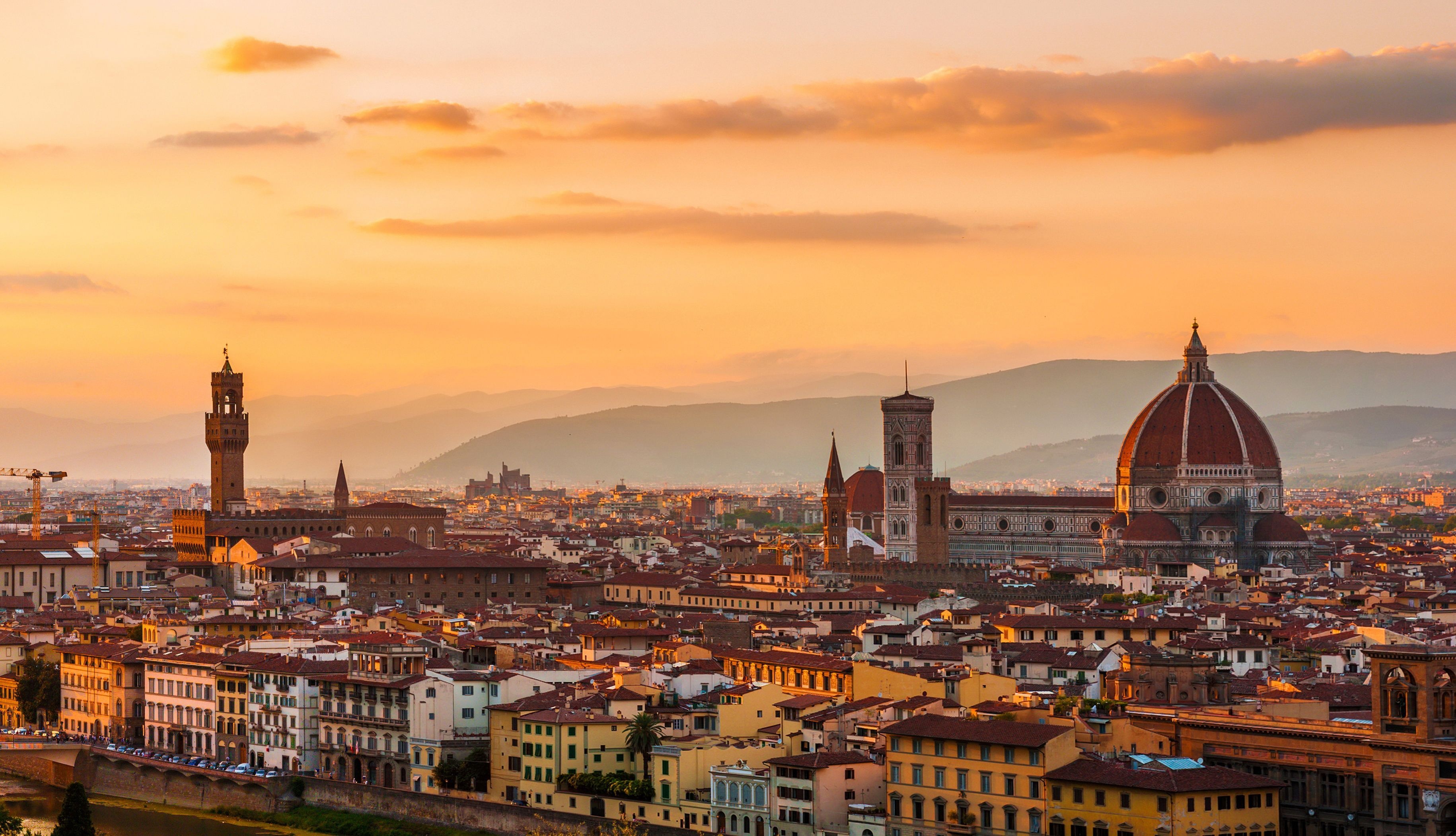 Florence: A city in Central Italy and the capital city of the Tuscany region. 3660x2100 HD Wallpaper.