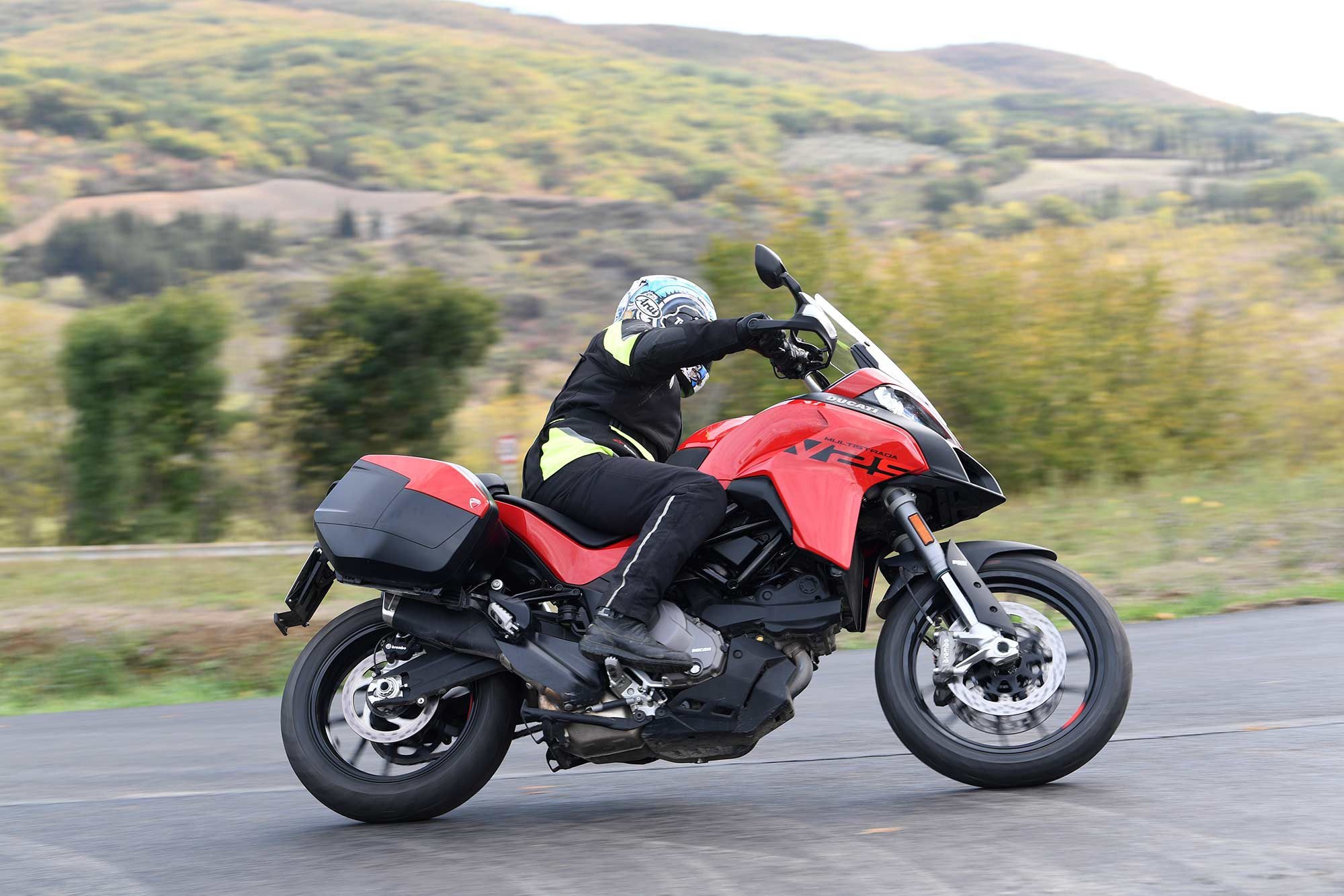 Ducati Multistrada V2, First ride review, Motorcycle news, 2000x1340 HD Desktop