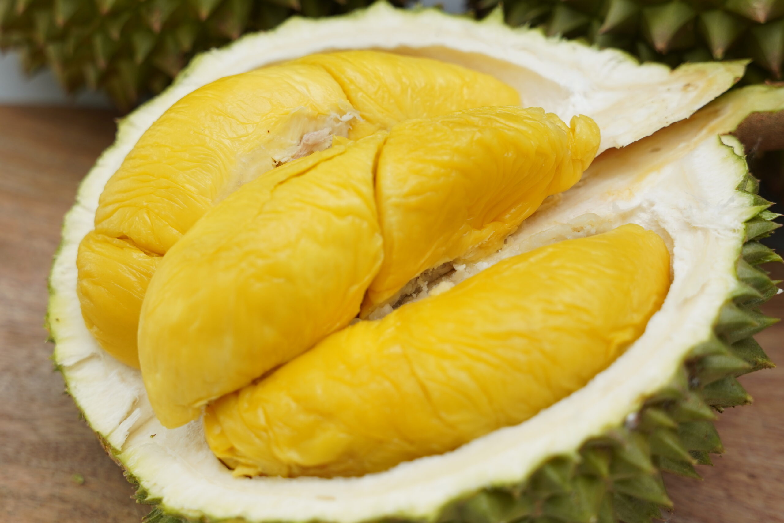 Durian: The aroma of the fruit is overpowering and unpleasant. 2560x1710 HD Background.