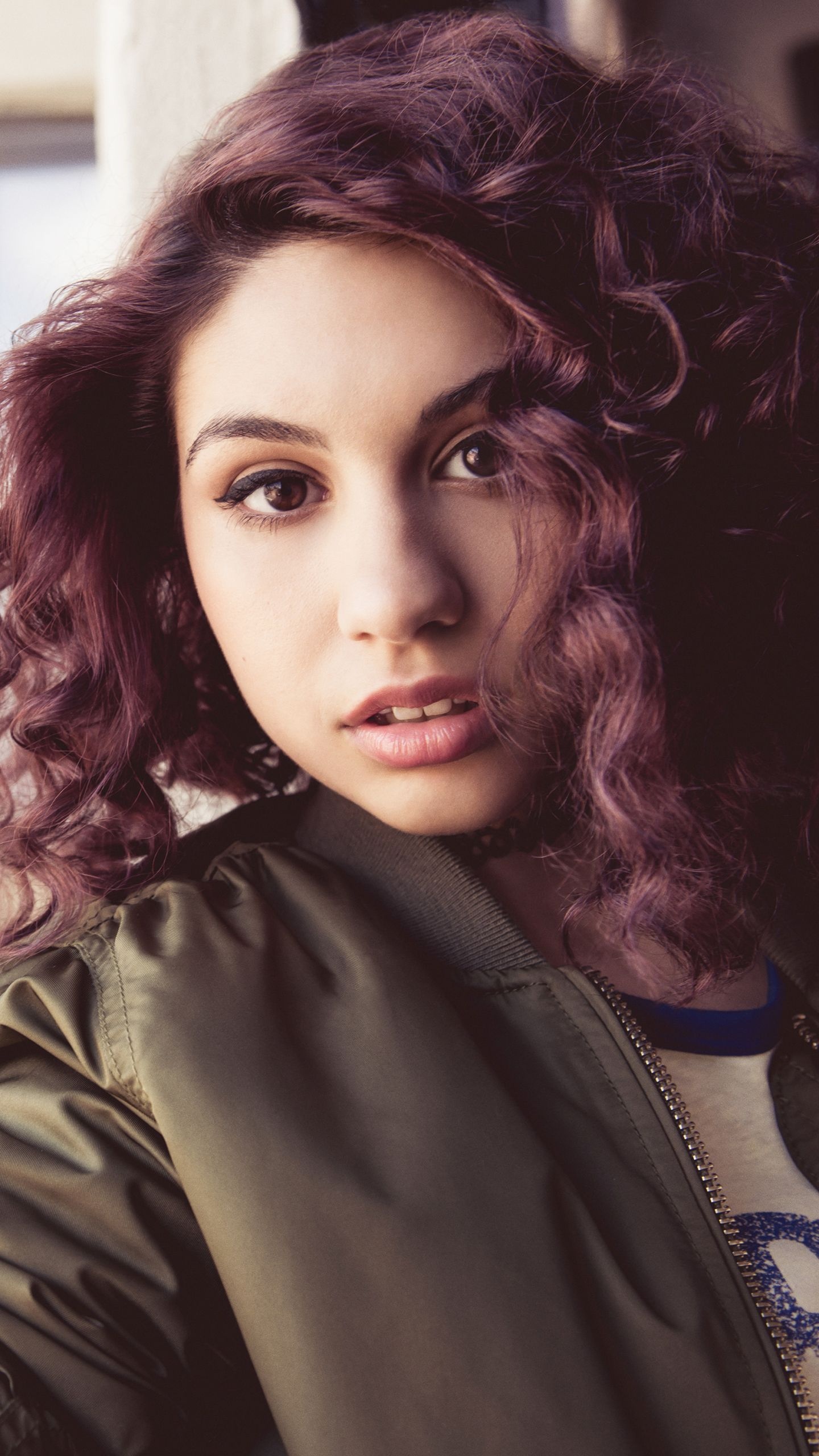 Alessia Cara Wallpapers - Top Free Alessia Cara Backgrounds 1440x2560