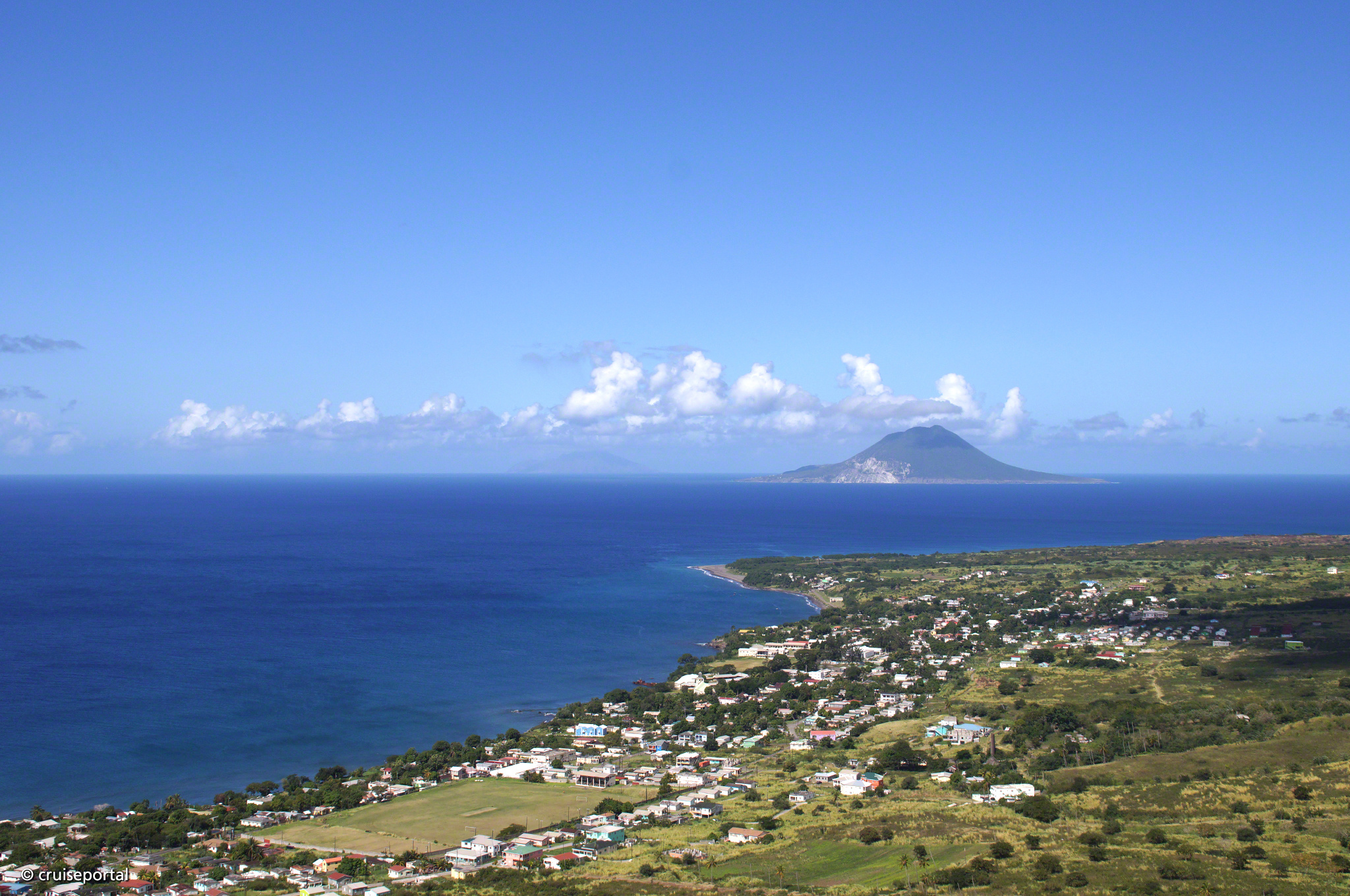 Basseterre, Cruise destination, Caribbean paradise, St. Kitts, 2050x1360 HD Desktop