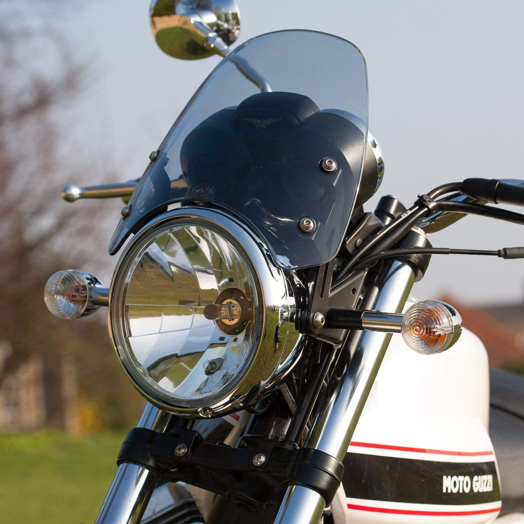 Moto Guzzi V7, Classic windshield, Dart flyscreens, Iconic Italian motorcycle, 2050x2050 HD Handy