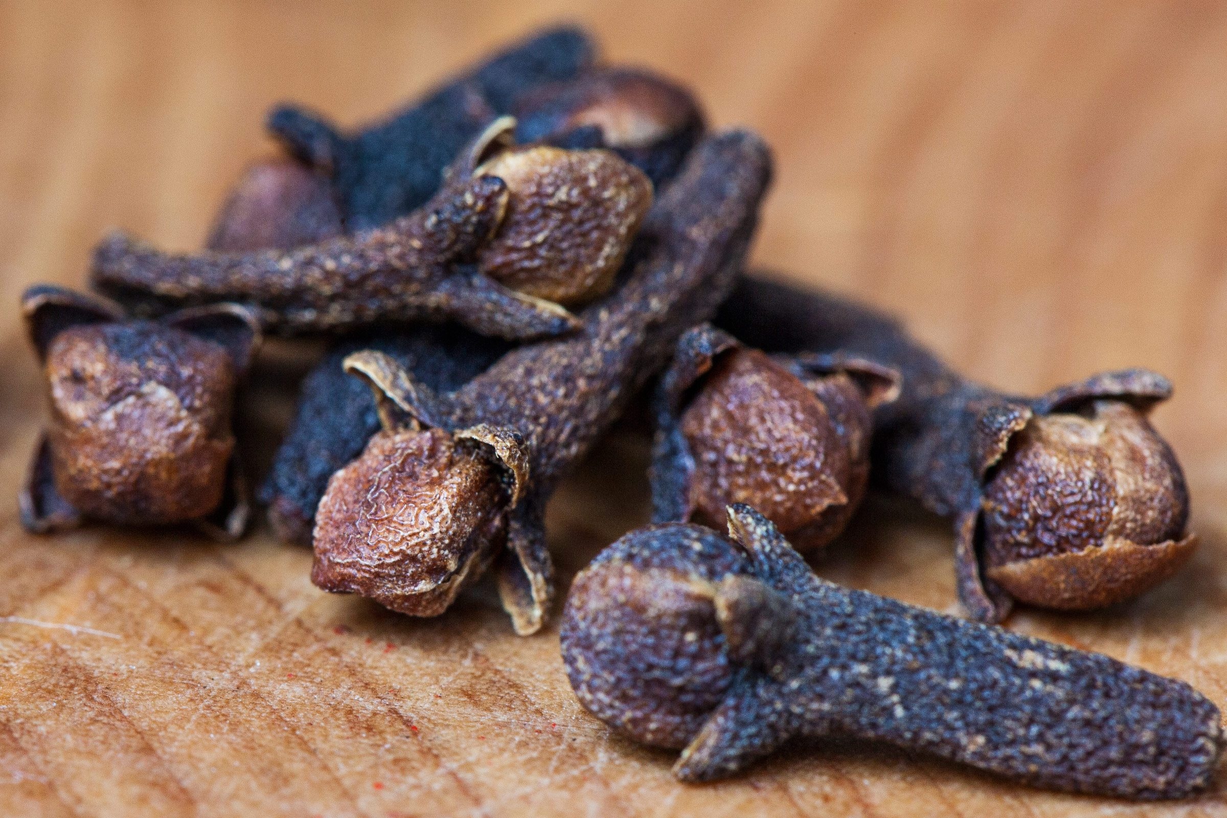 Cloves benefits, Natural toothache remedy, Healthy spice, Aromatic healing, 2400x1600 HD Desktop
