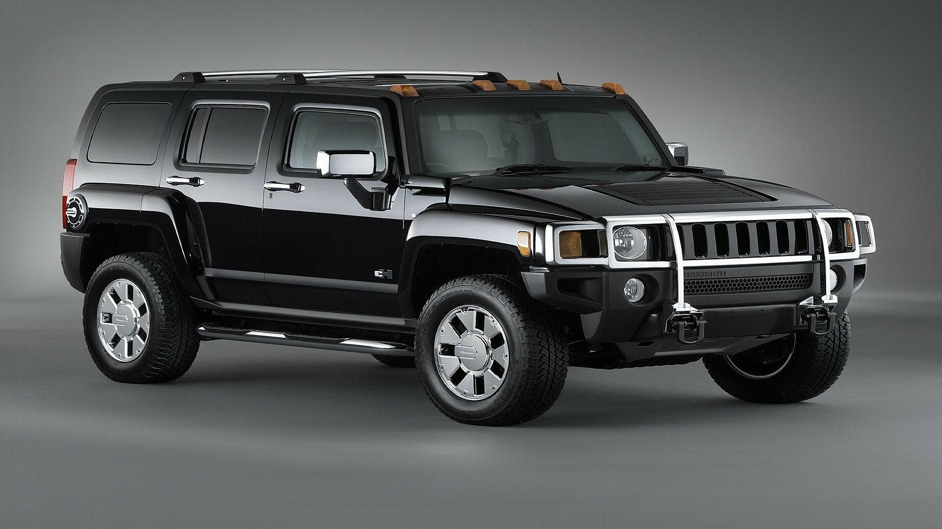 Hummer: The first two H1 models to be sold were purchased by Arnold Schwarzenegger. 1920x1080 Full HD Background.