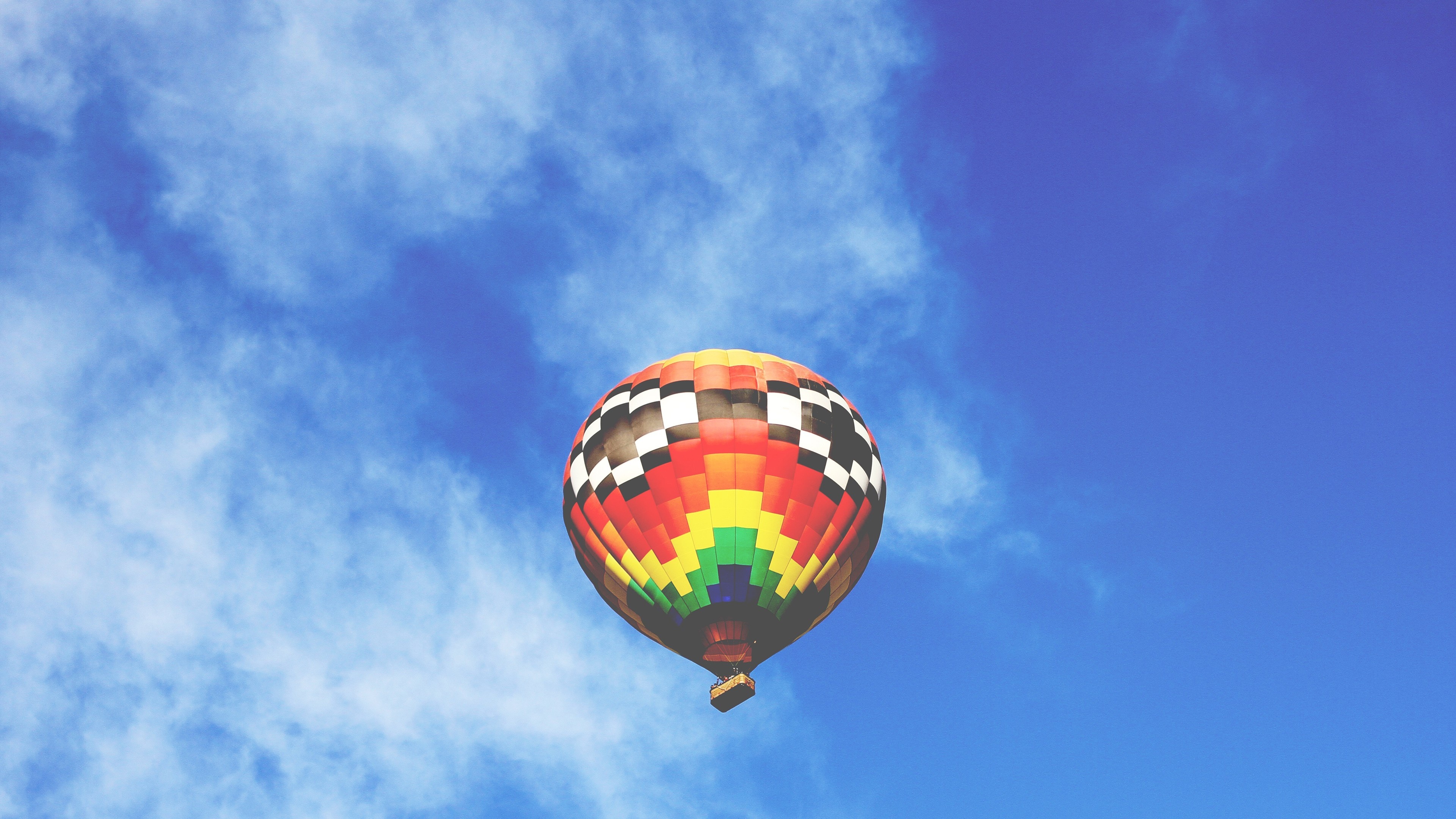 Hot Air Balloon: Cumulus, The Safest Of All Extreme Sports, Air Traveling. 3840x2160 4K Wallpaper.
