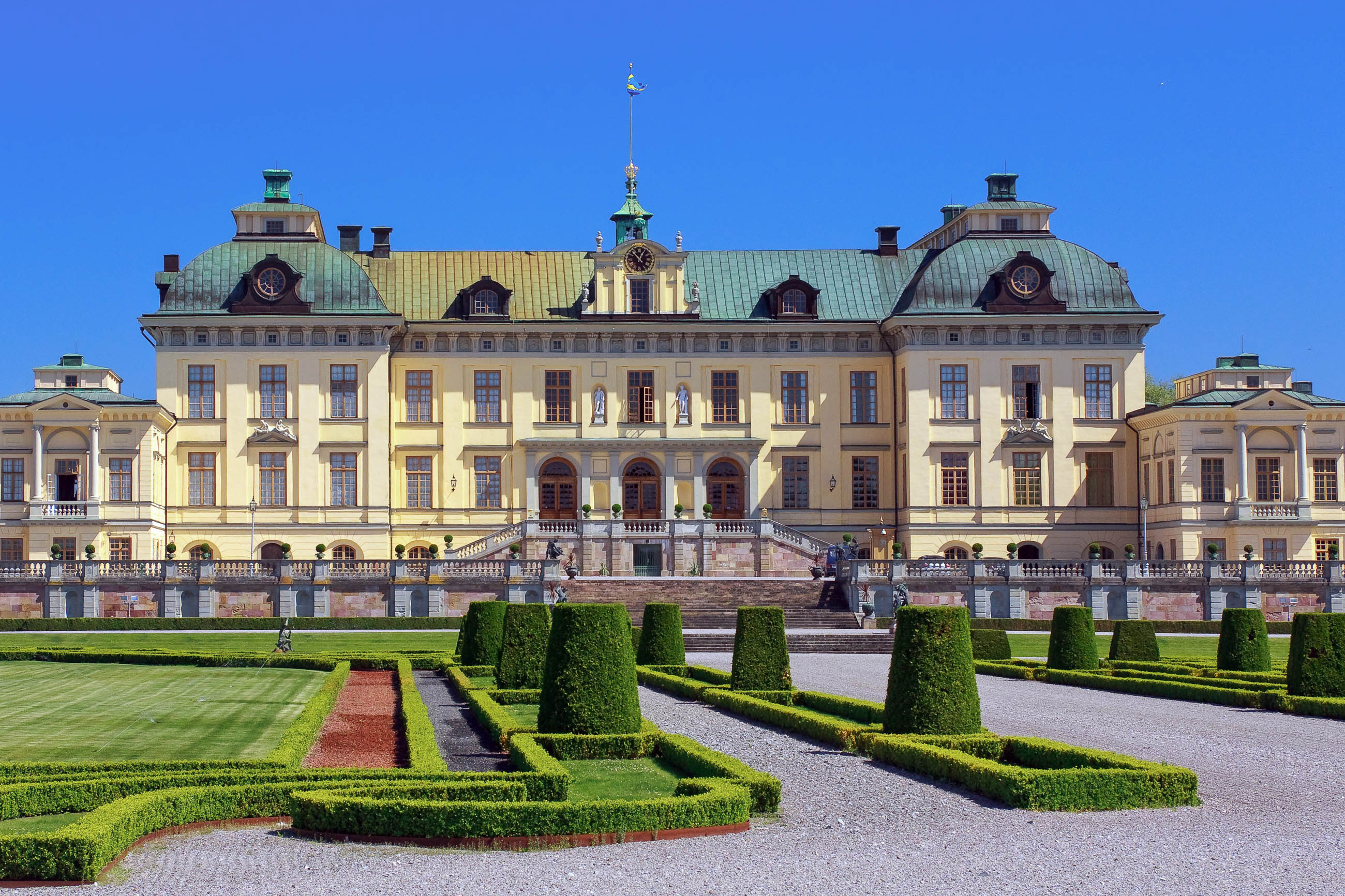 Drottningholm Palace, Lovn, Sweden, Architectural wonder, 2600x1740 HD Desktop