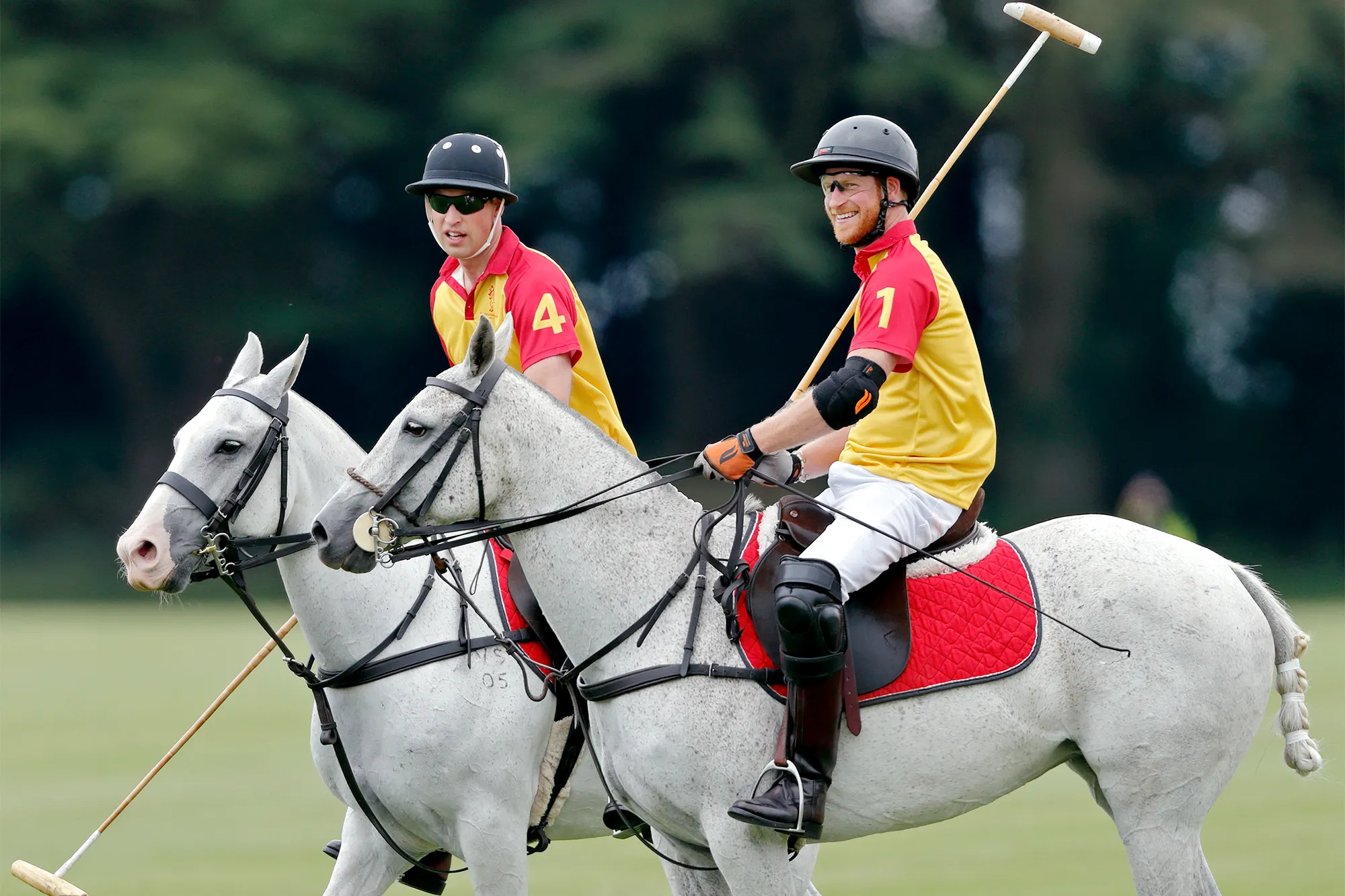 Horse Polo: Prince William along with Prince Harry at the Xerjoff Royal Charity Polo Cup. 2000x1340 HD Background.