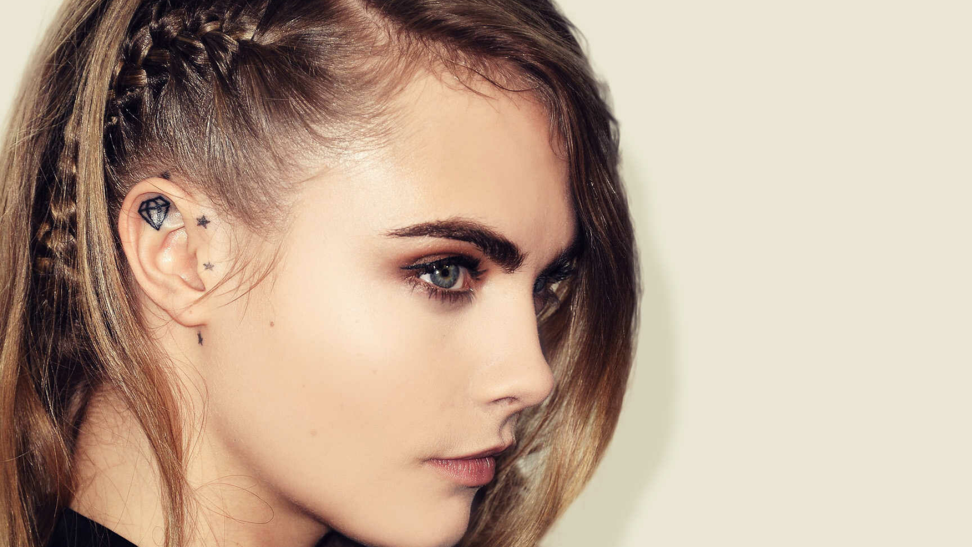 Cara Delevingne: One of the most iconic models of our time. 1920x1080 Full HD Background.
