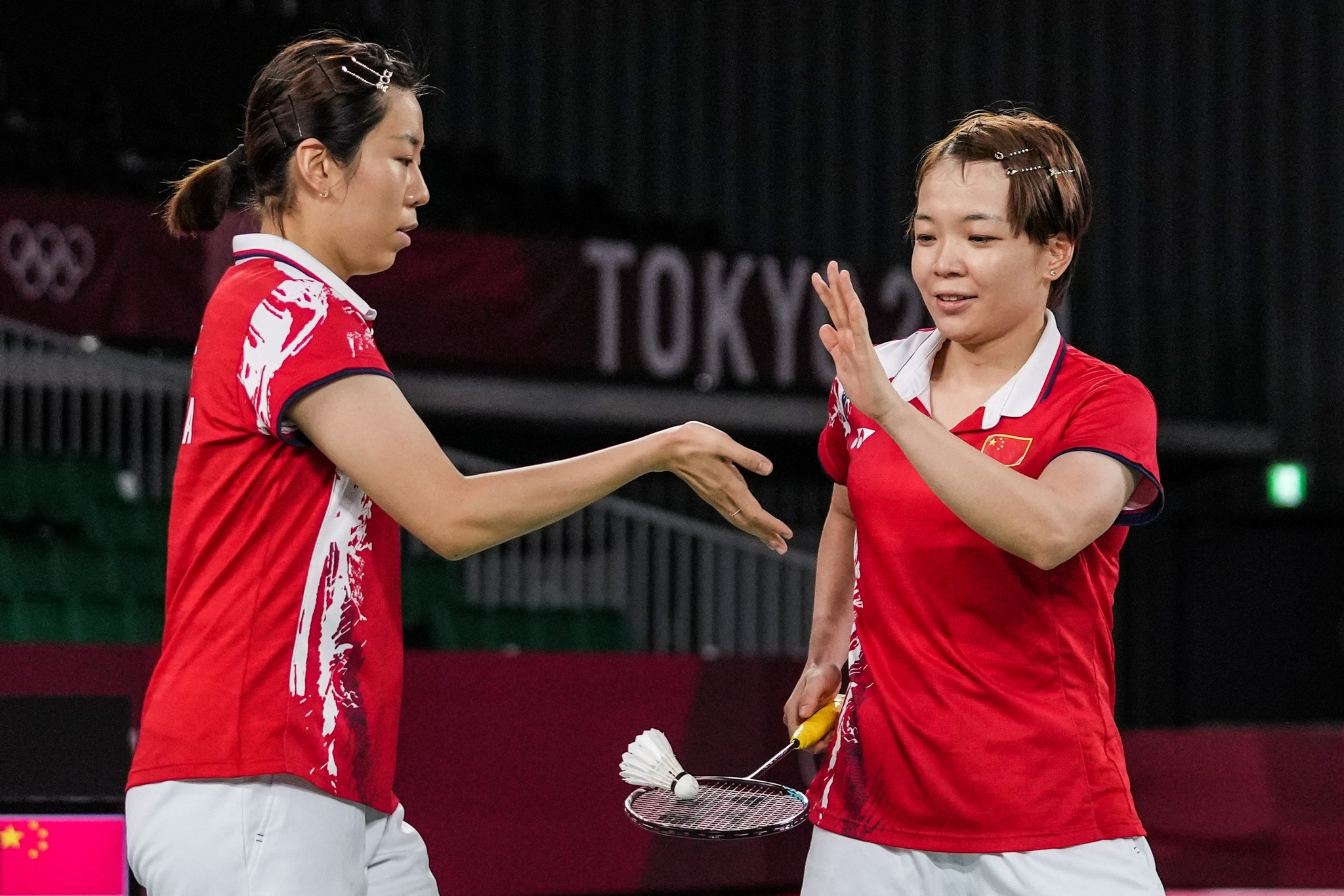 Chen Qingchen, Women's doubles silver, Indonesian defeat, Inews, 2050x1370 HD Desktop