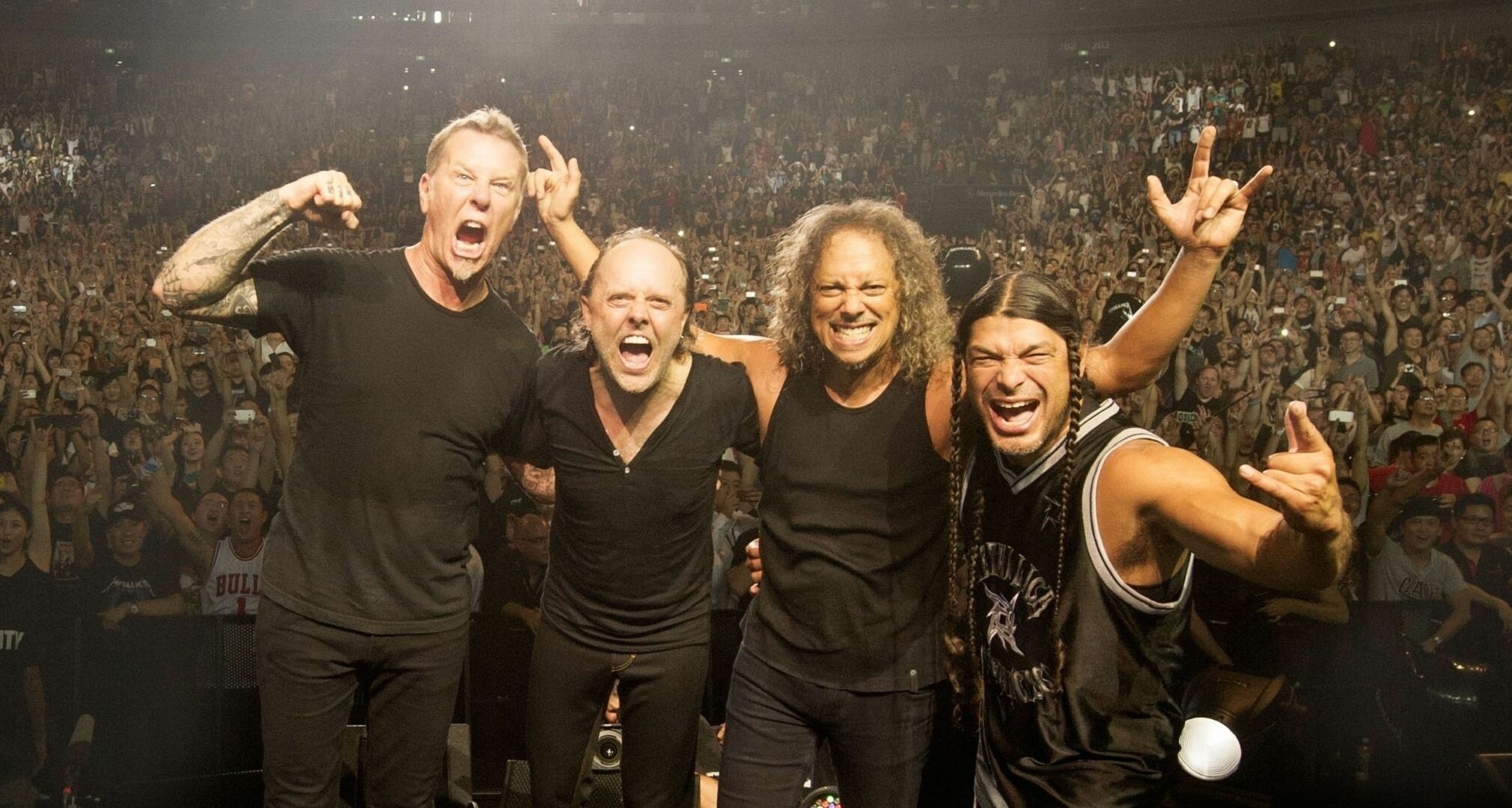 Metallica: One of the most important and most influential metal bands of all time, James Hetfield, Robert Trujillo. 2020x1080 HD Wallpaper.