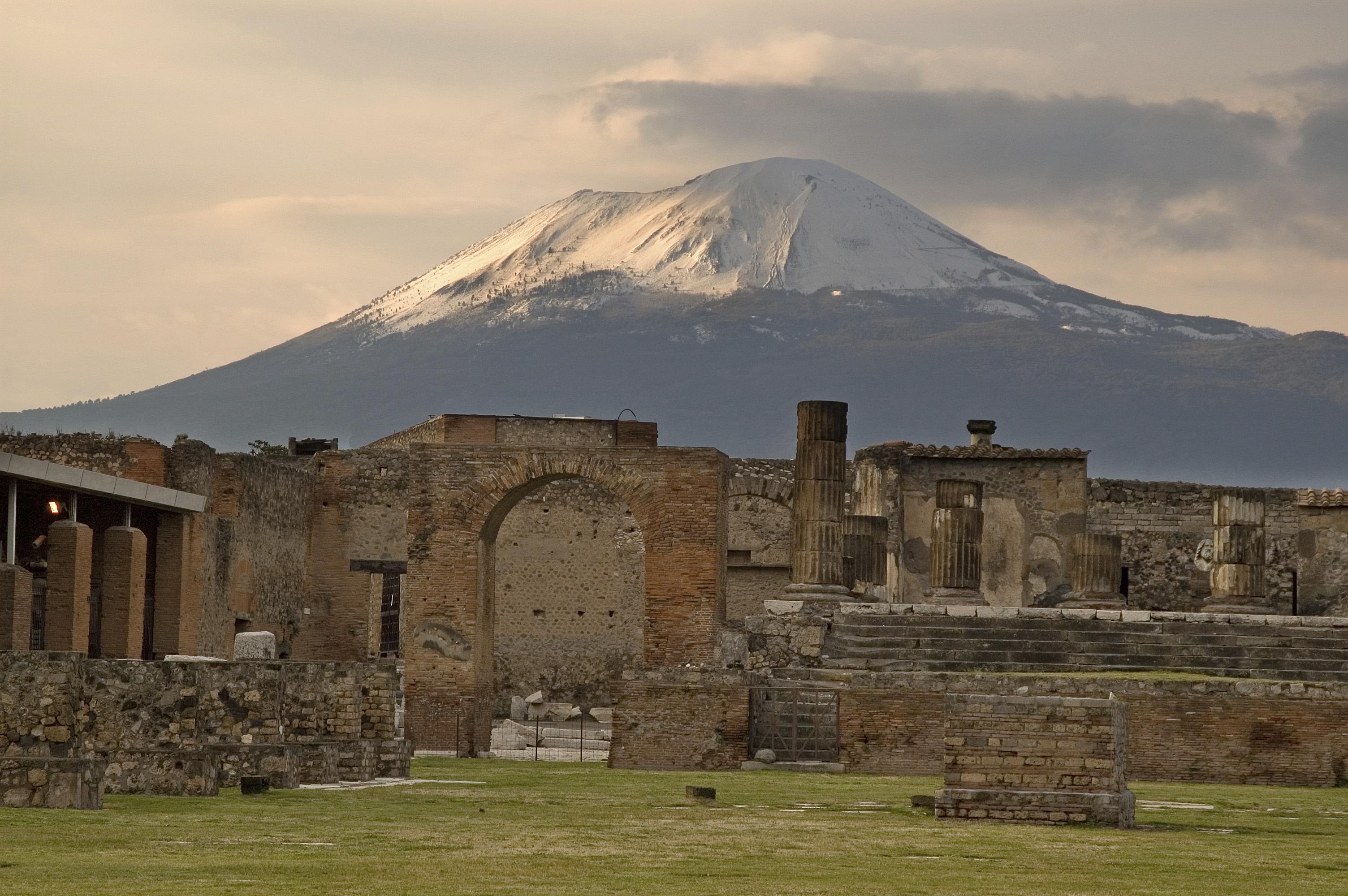 Pompeii, Mount Vesuvius, 1748 eruption, Casualties, 3010x2000 HD Desktop