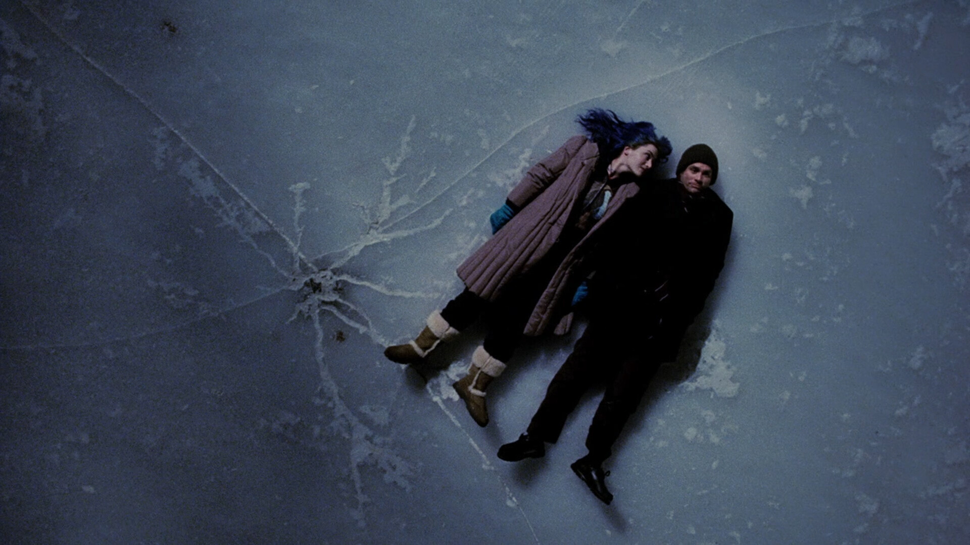 Eternal Sunshine of the Spotless Mind: The film features an ensemble supporting cast that includes Kirsten Dunst, Mark Ruffalo, Elijah Wood, and Tom Wilkinson. 1920x1080 Full HD Wallpaper.