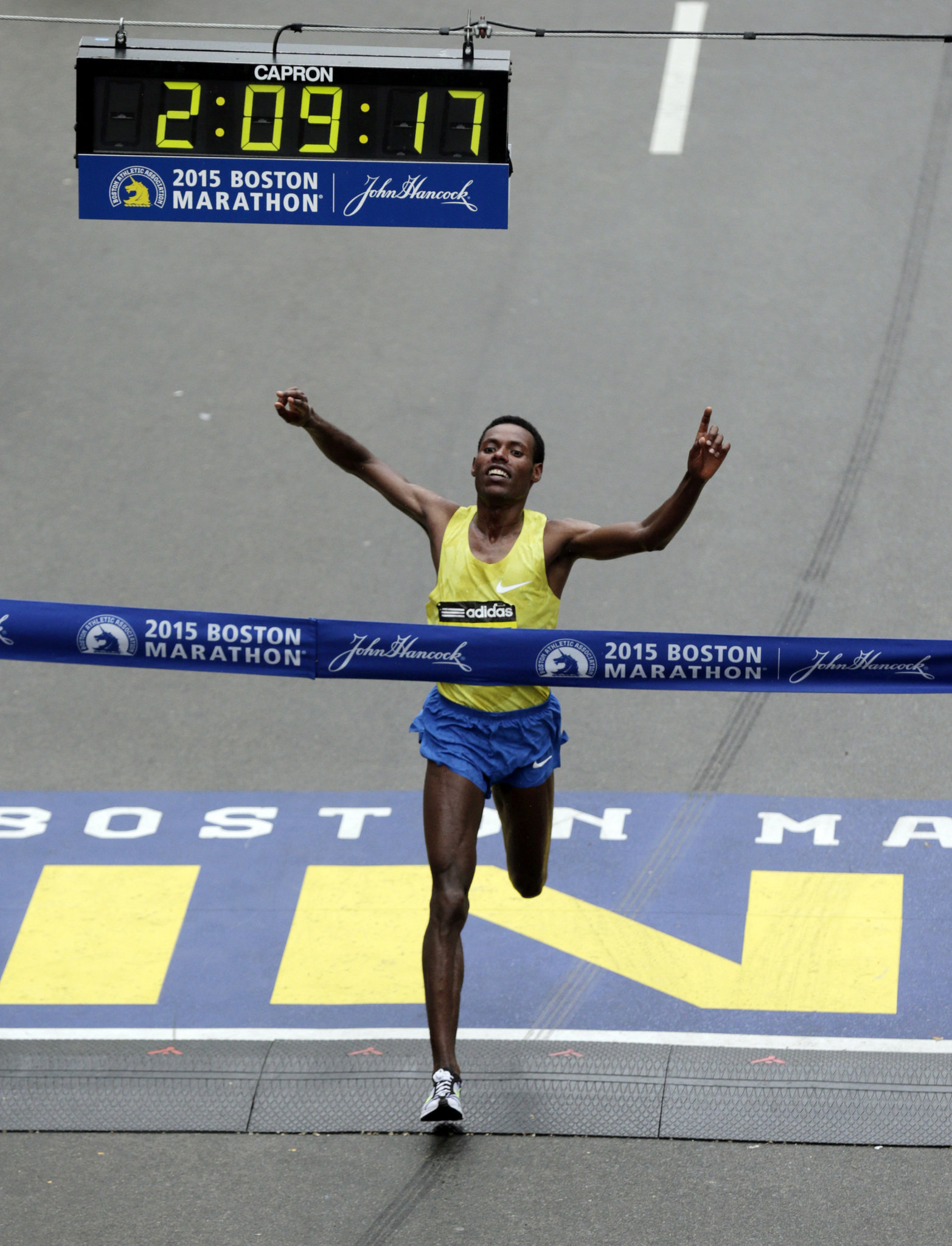 Lelisa Desisa, Mens winner, Boston Marathon, 1570x2050 HD Handy
