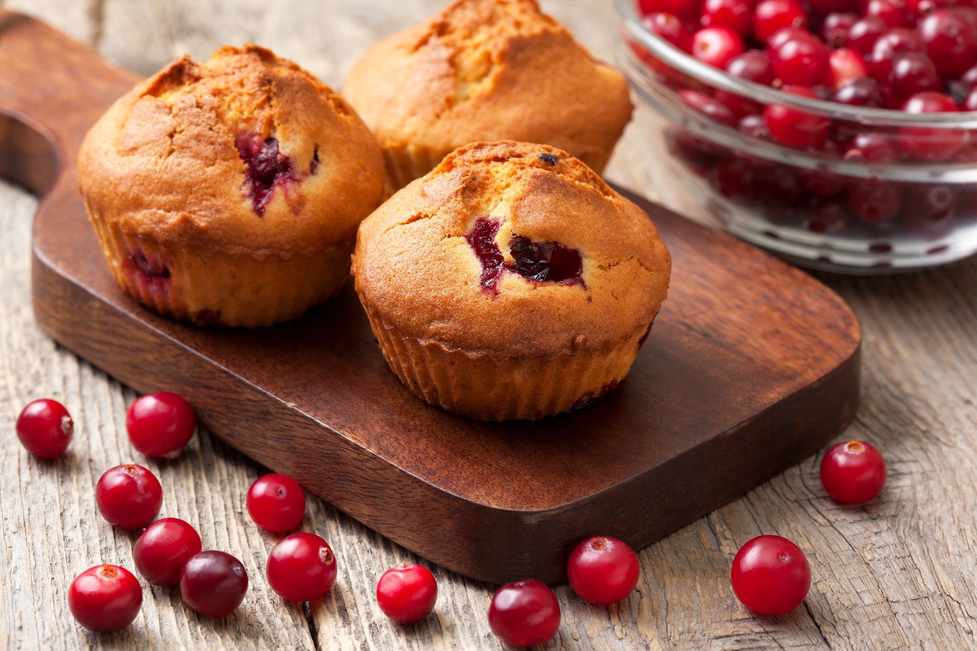 HD muffin wallpapers, Mouthwatering visuals, Tempting treats, Baked goodness, 2000x1340 HD Desktop