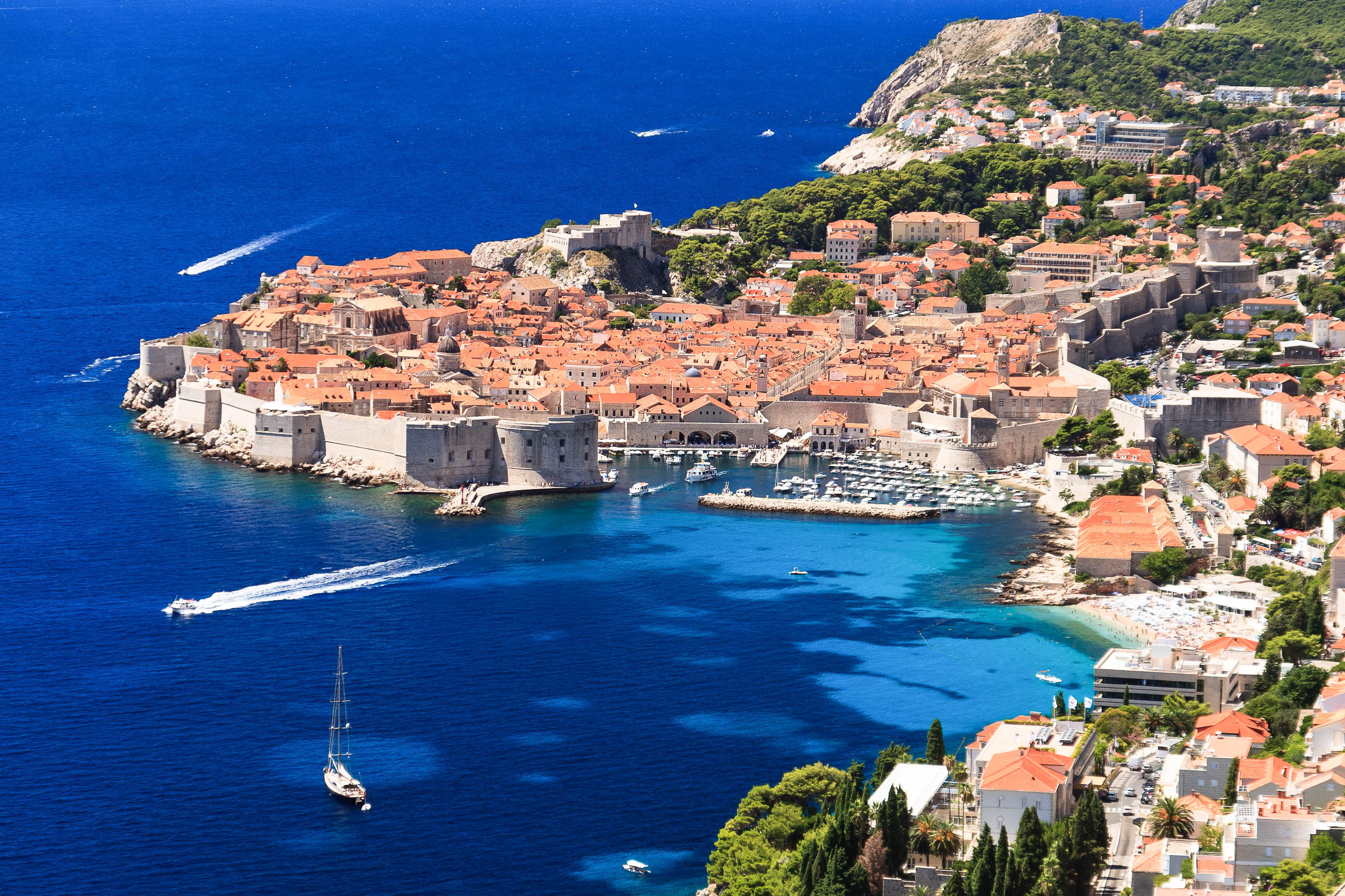 Ancient City Walls, Dubrovnik, Top 10 sights, Franks Travelbox, 2600x1740 HD Desktop