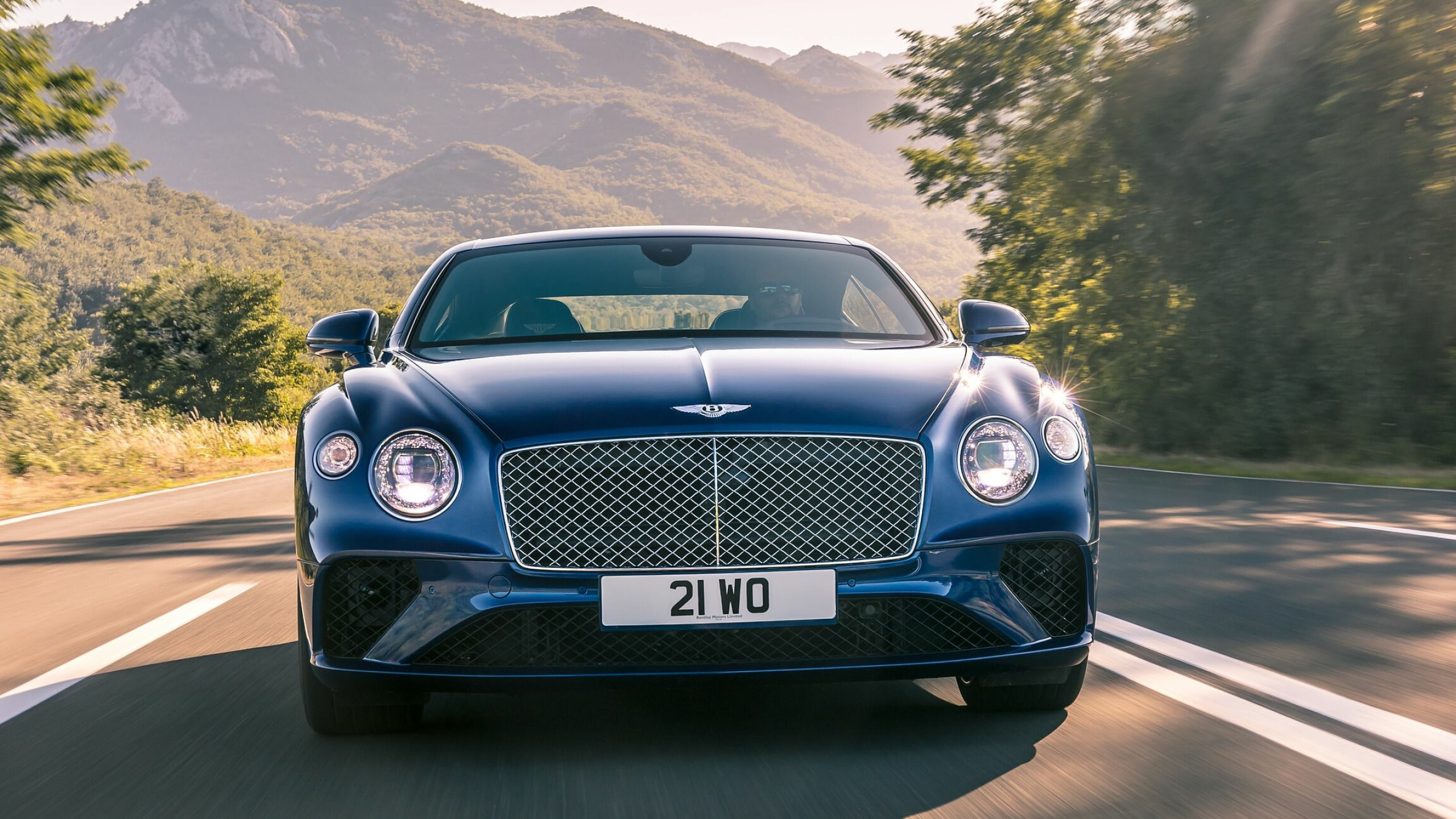Bentley: Ultra-luxury cars, Automotive design. 2560x1440 HD Background.
