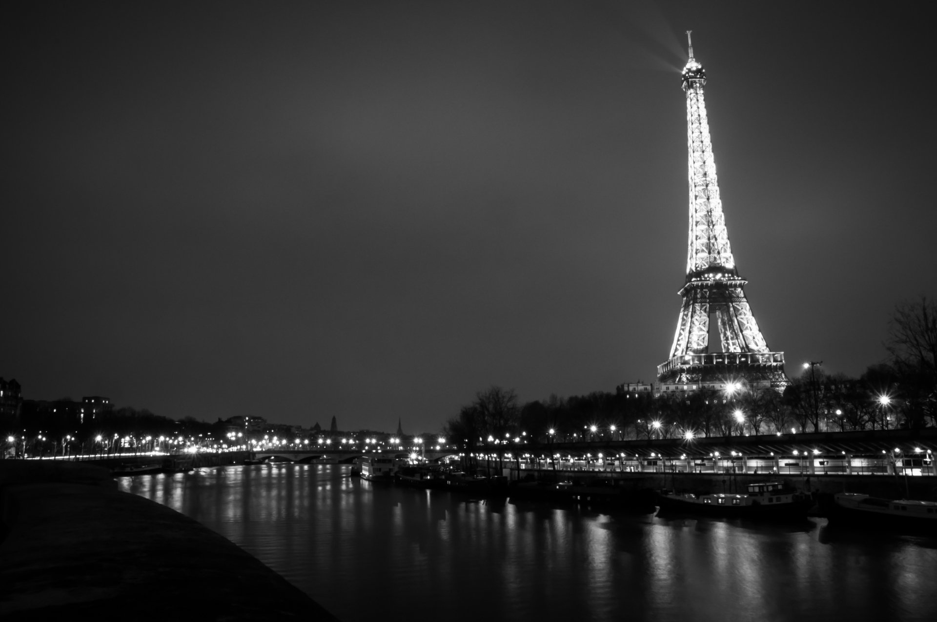 Paris: The French capital, Black-and-white, Nightscape. 1920x1280 HD Wallpaper.
