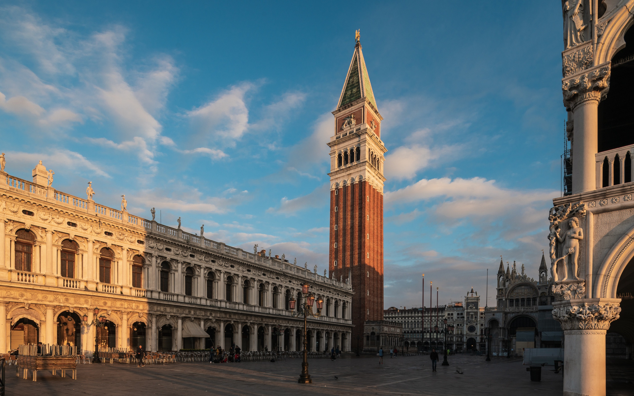 Piazza San Marco, Venice Italy, San Marco morning, Sunrise, 2560x1600 HD Desktop