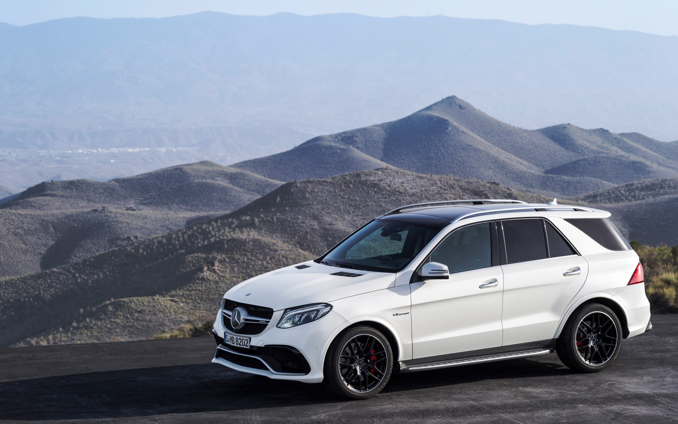 Mercedes-Benz GLE, AMG performance, Car wallpaper better, Eye-catching design, 2880x1800 HD Desktop