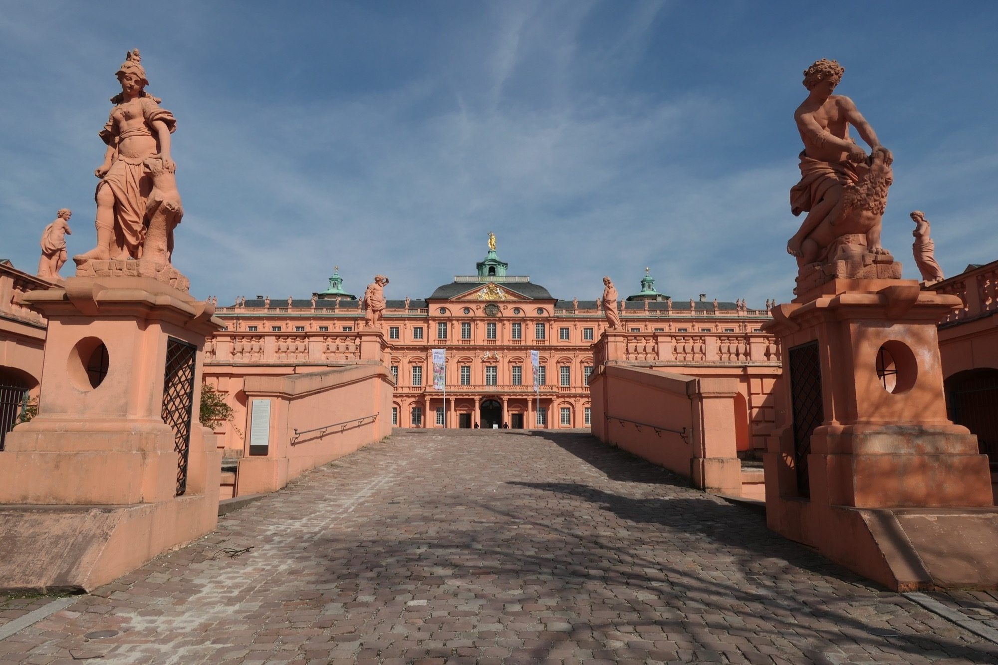 Palace: Rastatt Residental Palace, A Baroque schloss in Rastatt, Germany. 2000x1340 HD Background.
