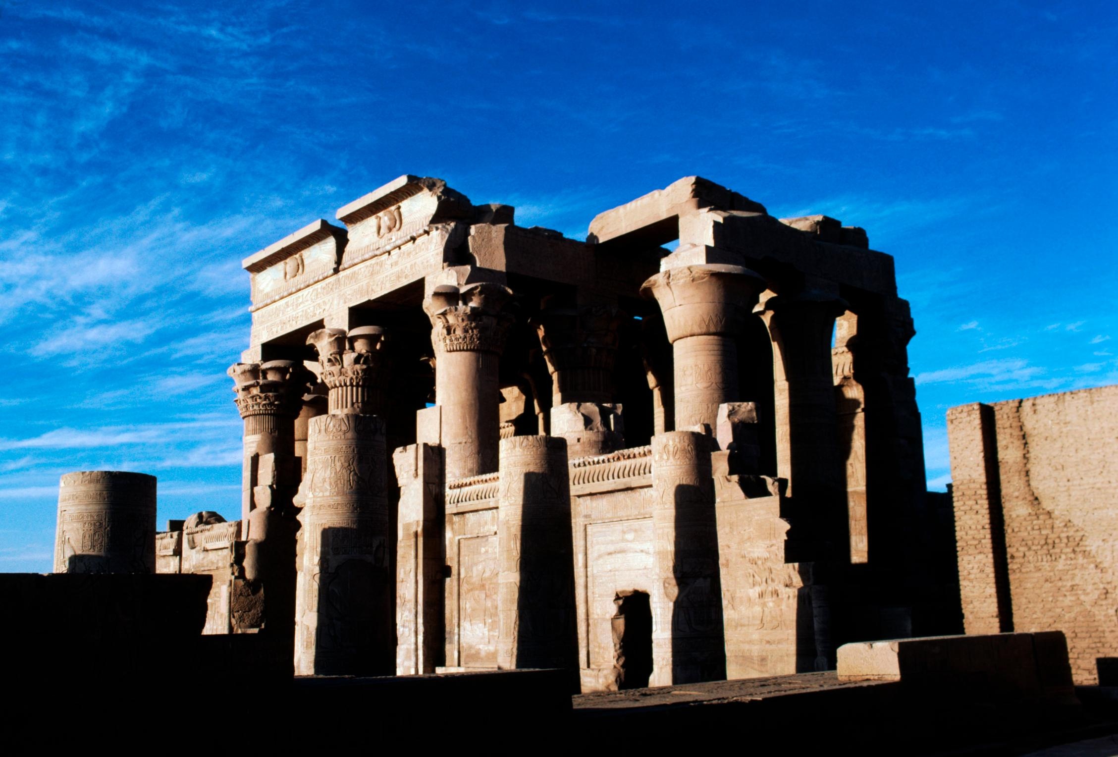 Egypt series, Nile tour, Aswan to Luxor, Cultural exploration, 2260x1530 HD Desktop