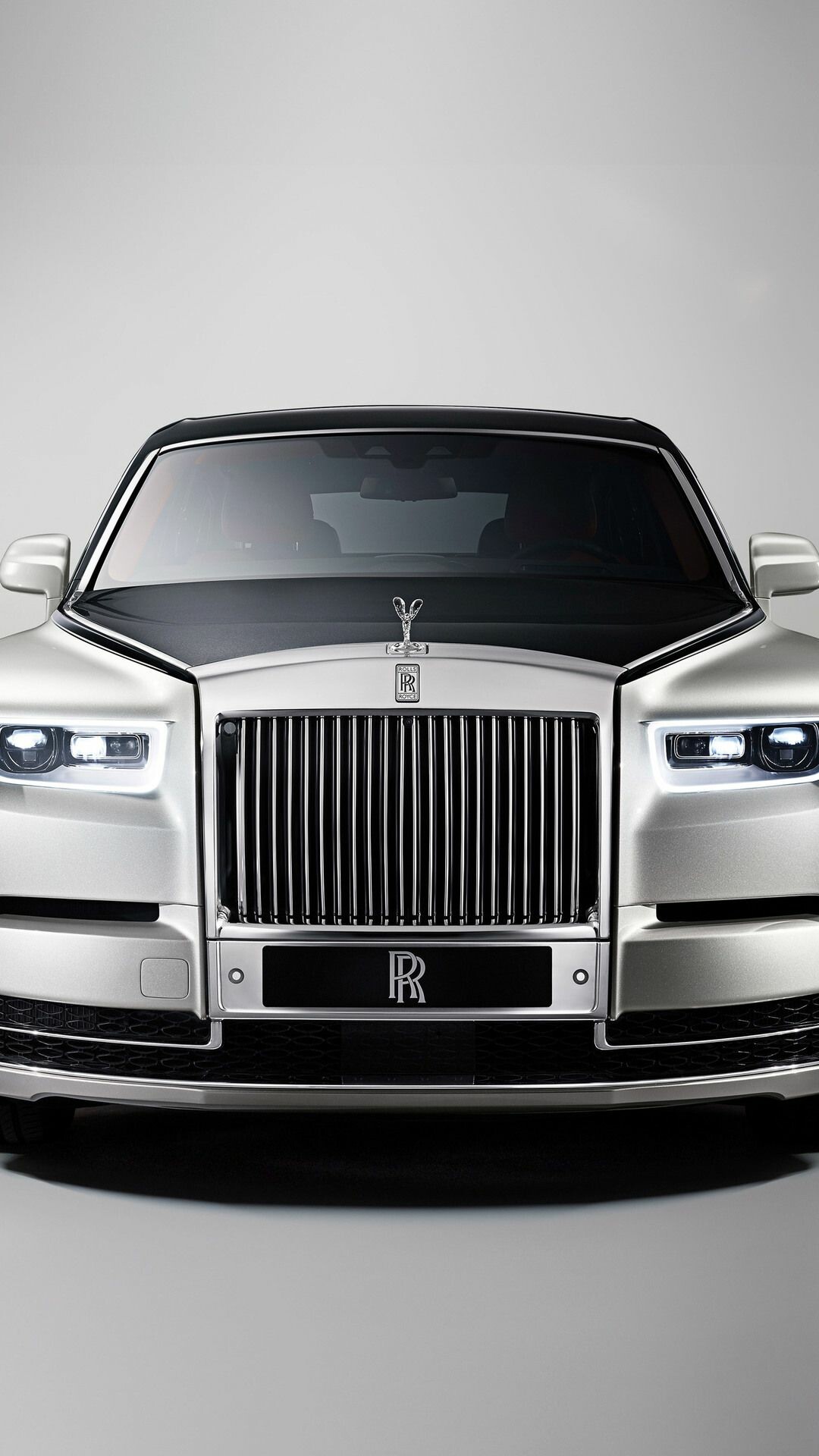 Rolls-Royce: Phantom, the current Flagship Model and the most expensive production car made by the company. 1080x1920 Full HD Background.