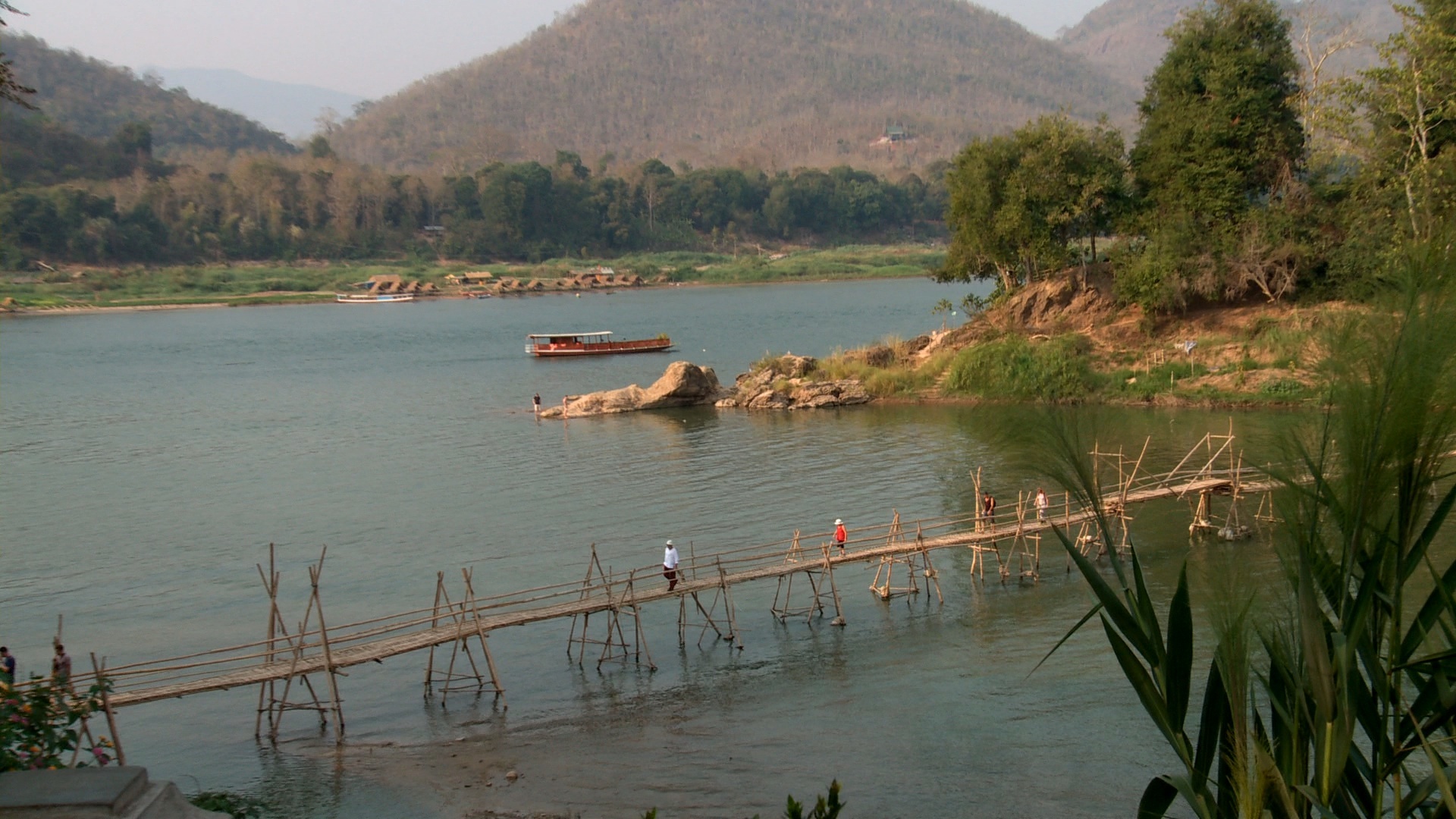 Mekong River, Saving Luang Prabang, Preservation efforts, Sustainable tourism, 1920x1080 Full HD Desktop