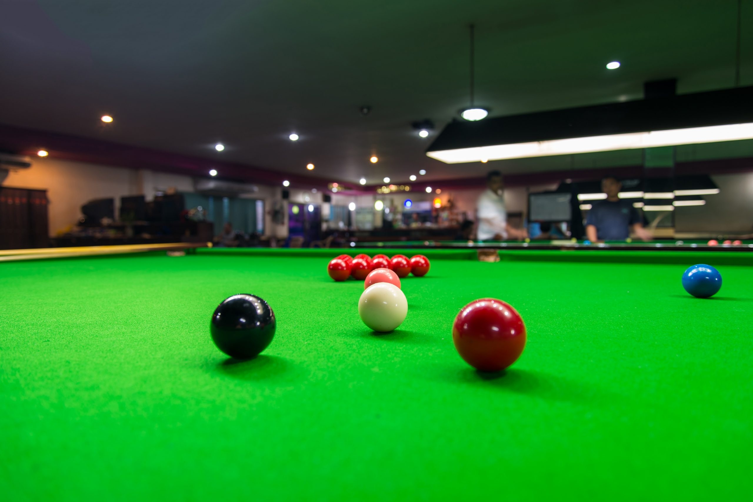 Snooker: A Classical English cue sport played on a rectangular table covered with a green cloth called baize. 2560x1710 HD Wallpaper.